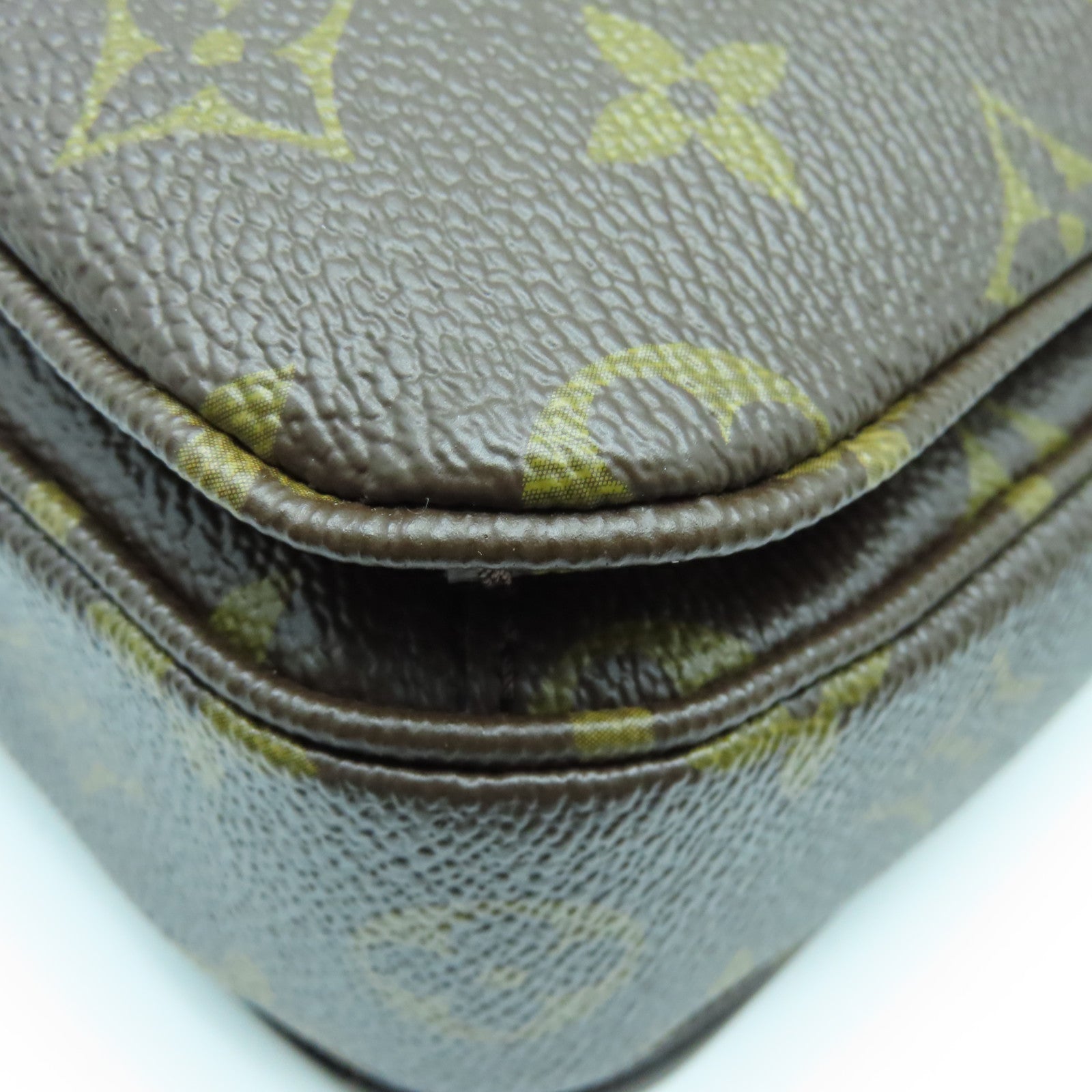 LOUIS VUITTON Monogram Pochette Metis金扣手挽肩背两用袋啡色