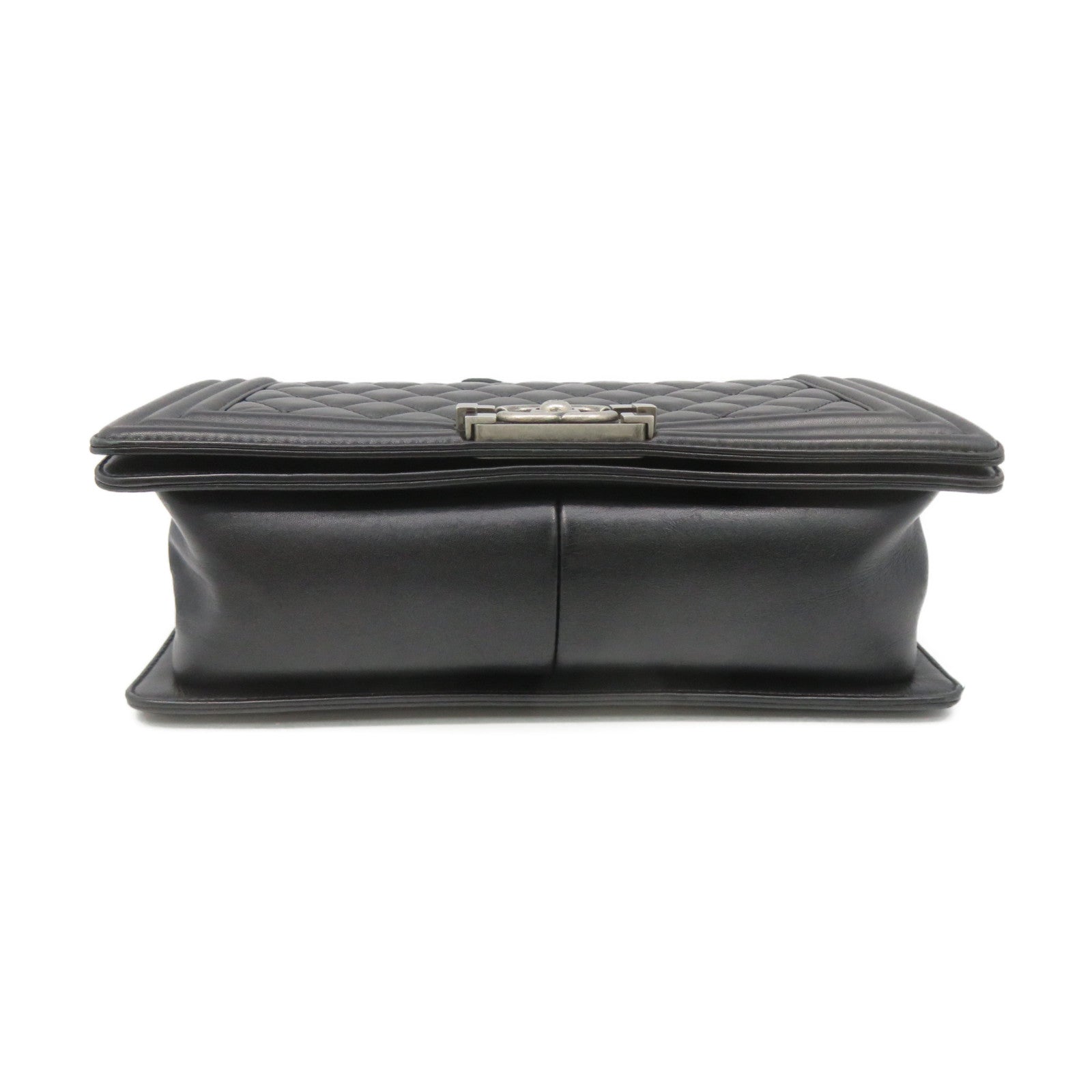 CHANEL rhombic cowhide leather Boy Chanel Chain Shoulder Bag silver buckle chain shoulder bag black