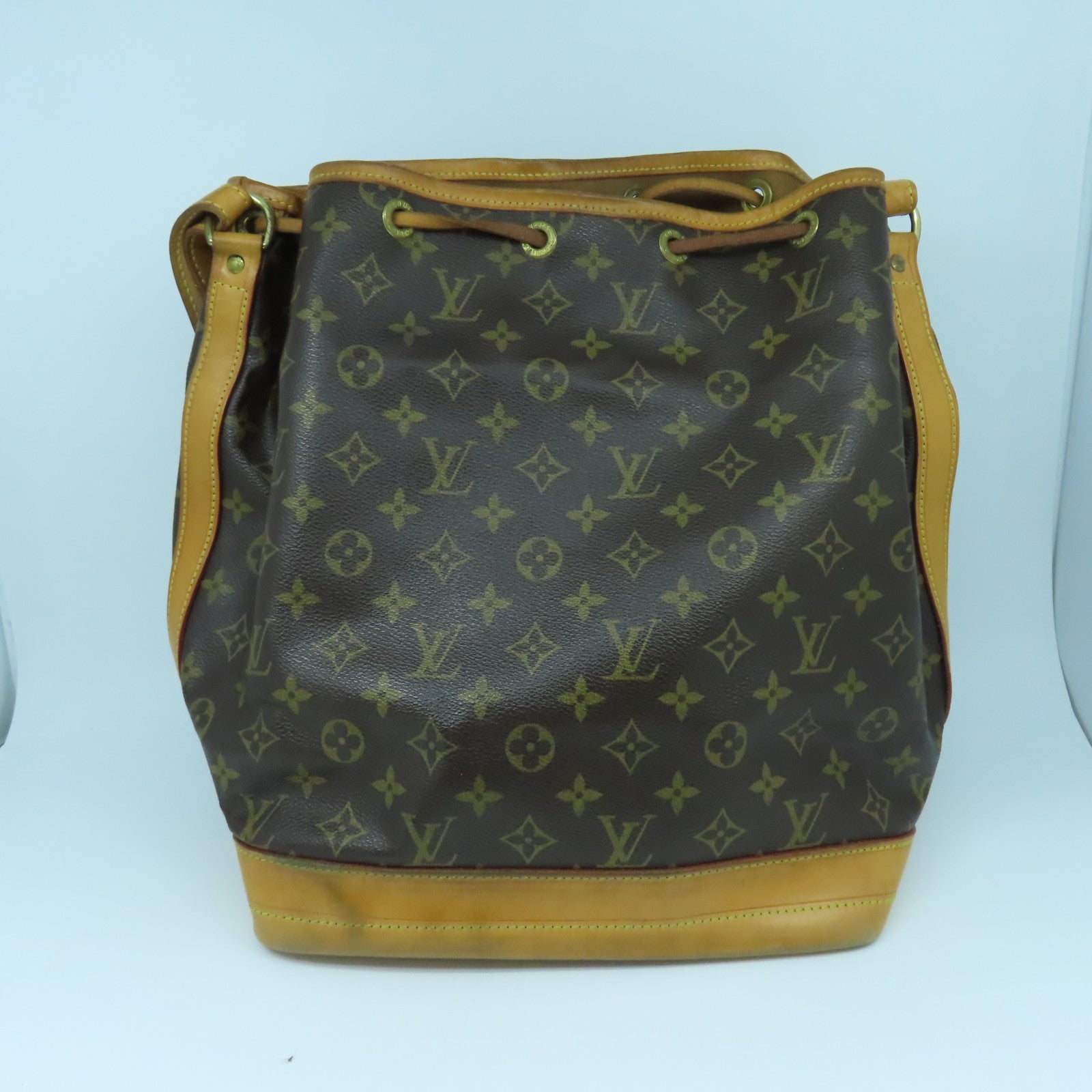 LOUIS VUITTON Monogram Noe金扣肩背袋啡色