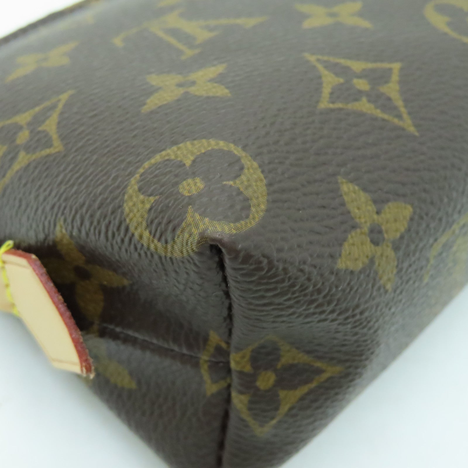 LOUIS VUITTON Monogram Cosmetic Pouch金扣手拿包啡色