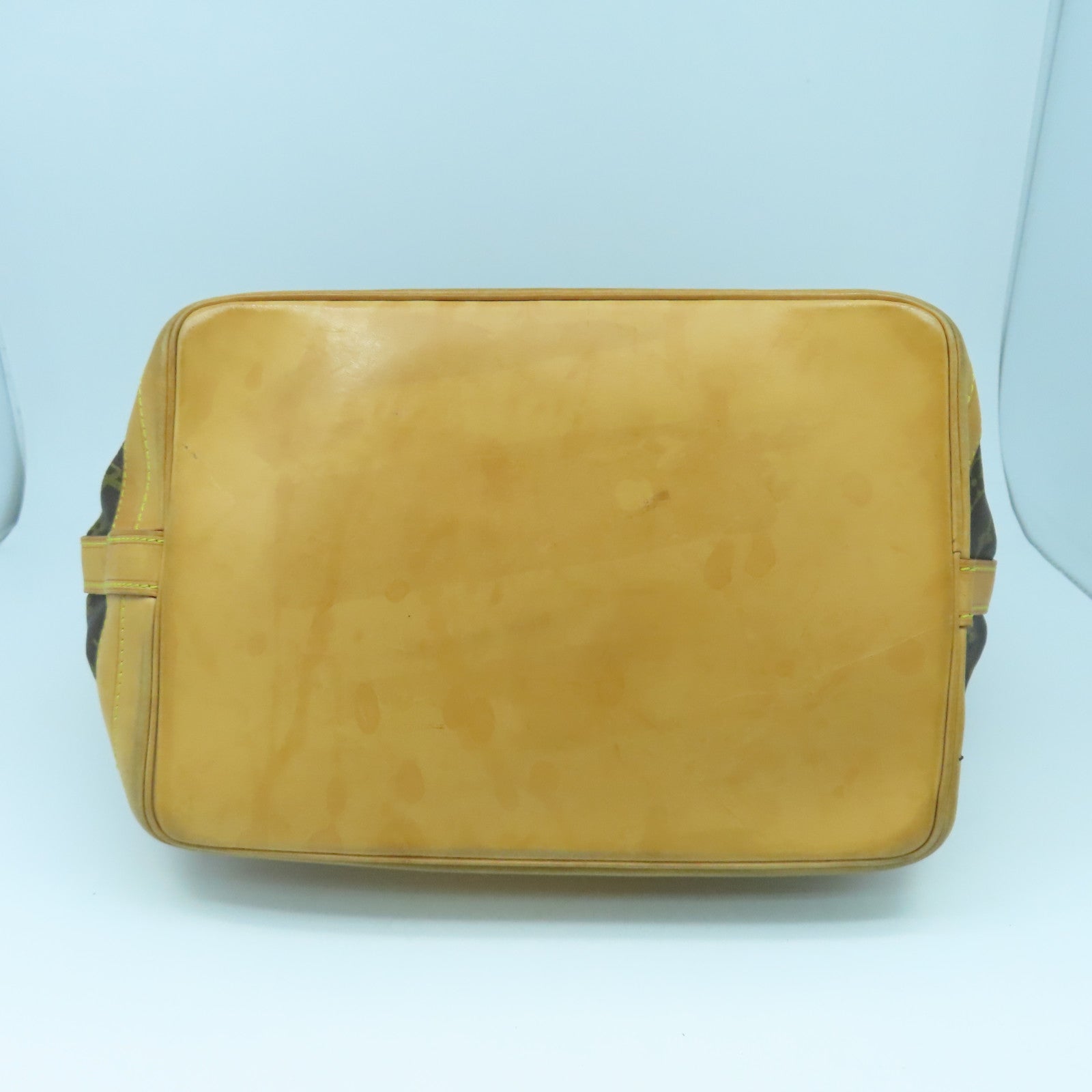 LOUIS VUITTON Monogram Noe金扣肩背袋啡色