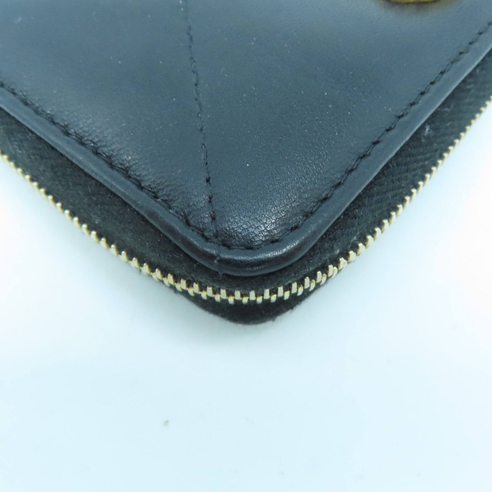 CHANEL rhombus sheepskin leather Wallet gold buckle wallet black