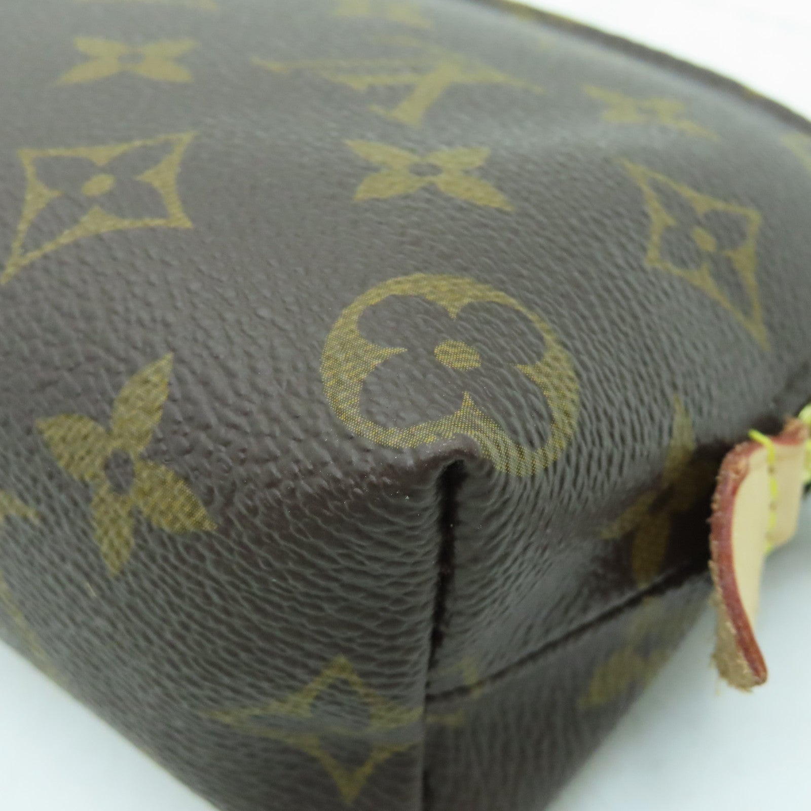 LOUIS VUITTON Monogram Cosmetic Pouch金扣手拿包啡色