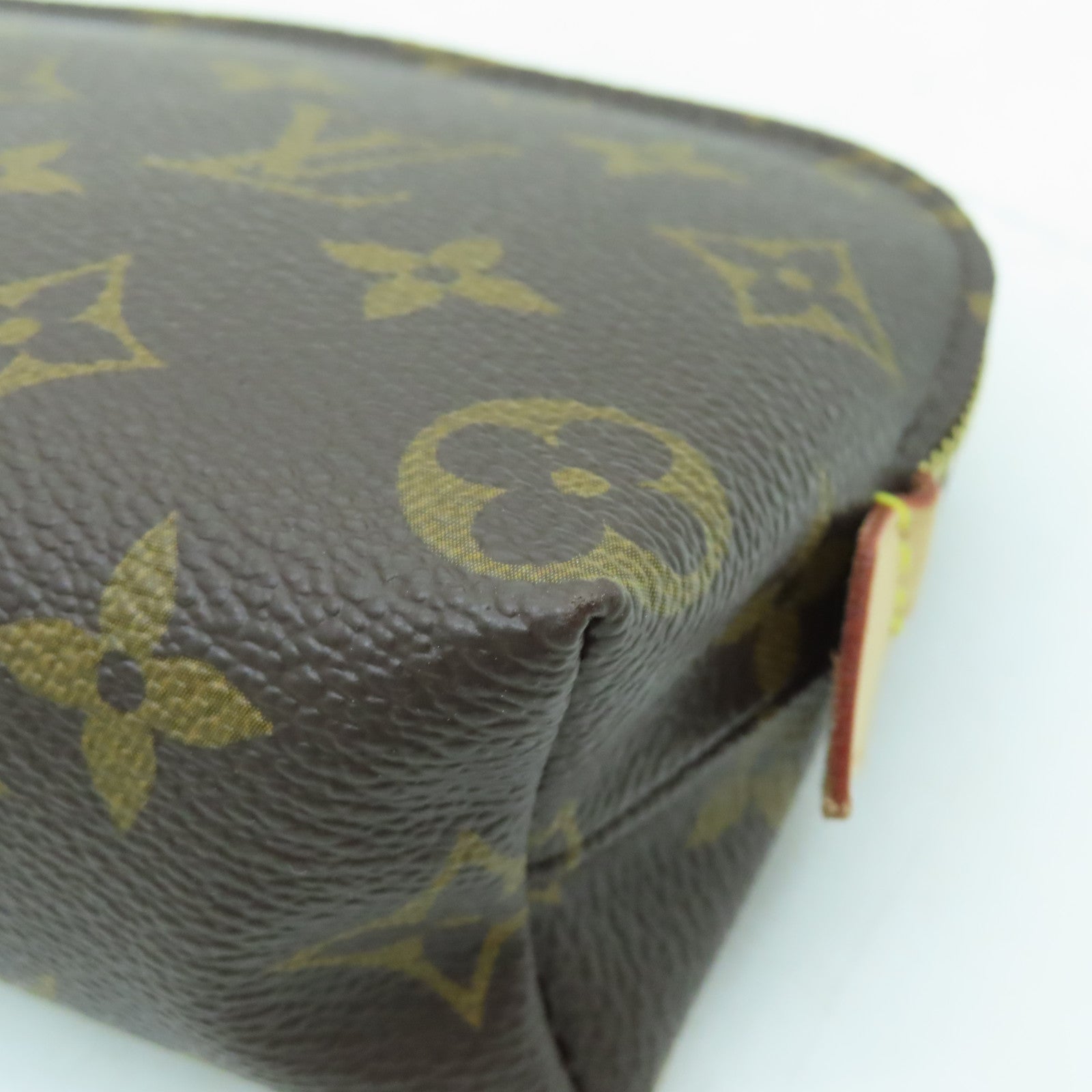 LOUIS VUITTON Monogram Cosmetic Pouch金扣手拿包啡色