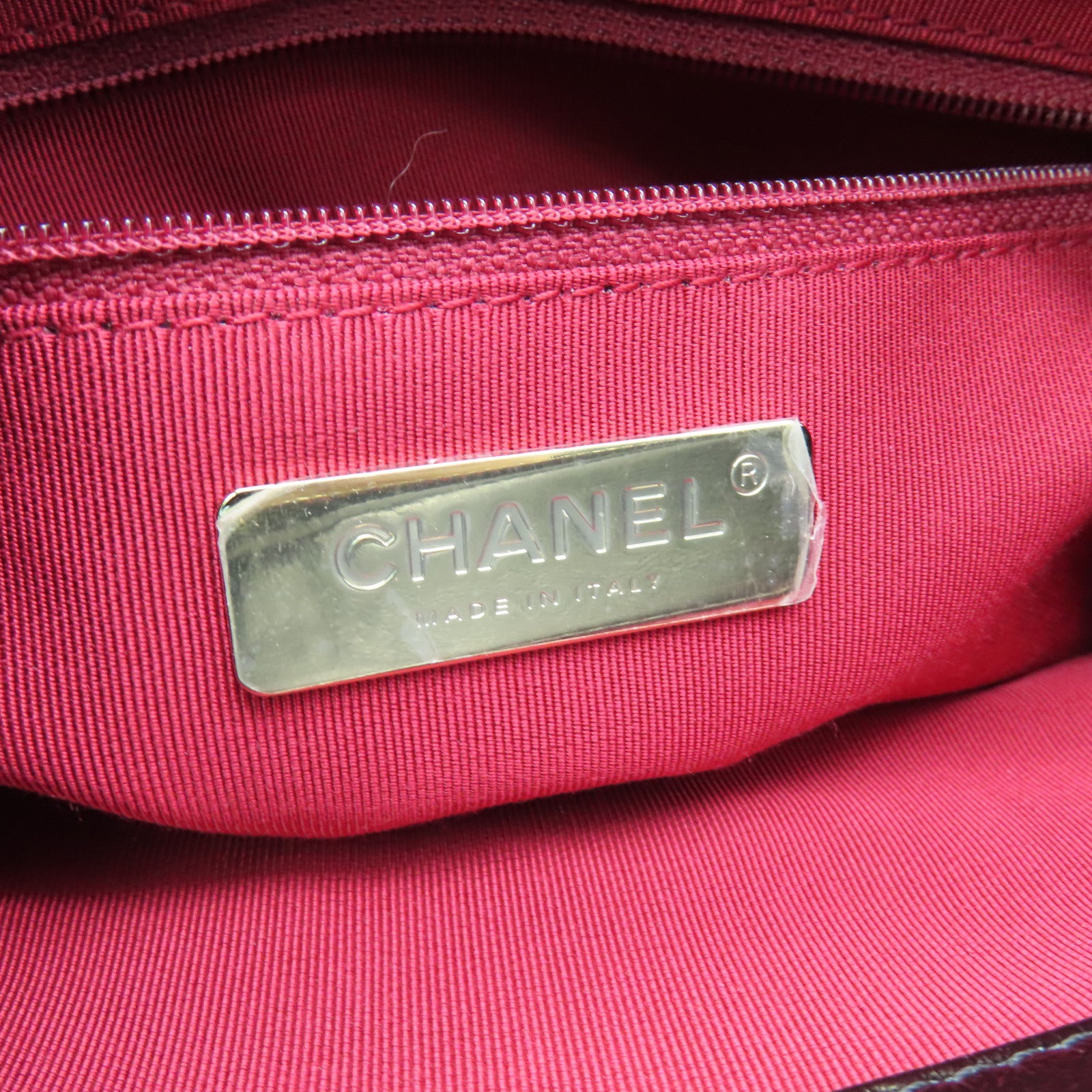 CHANEL cowhide leather Hobo Bag gold buckle handle shoulder bag black