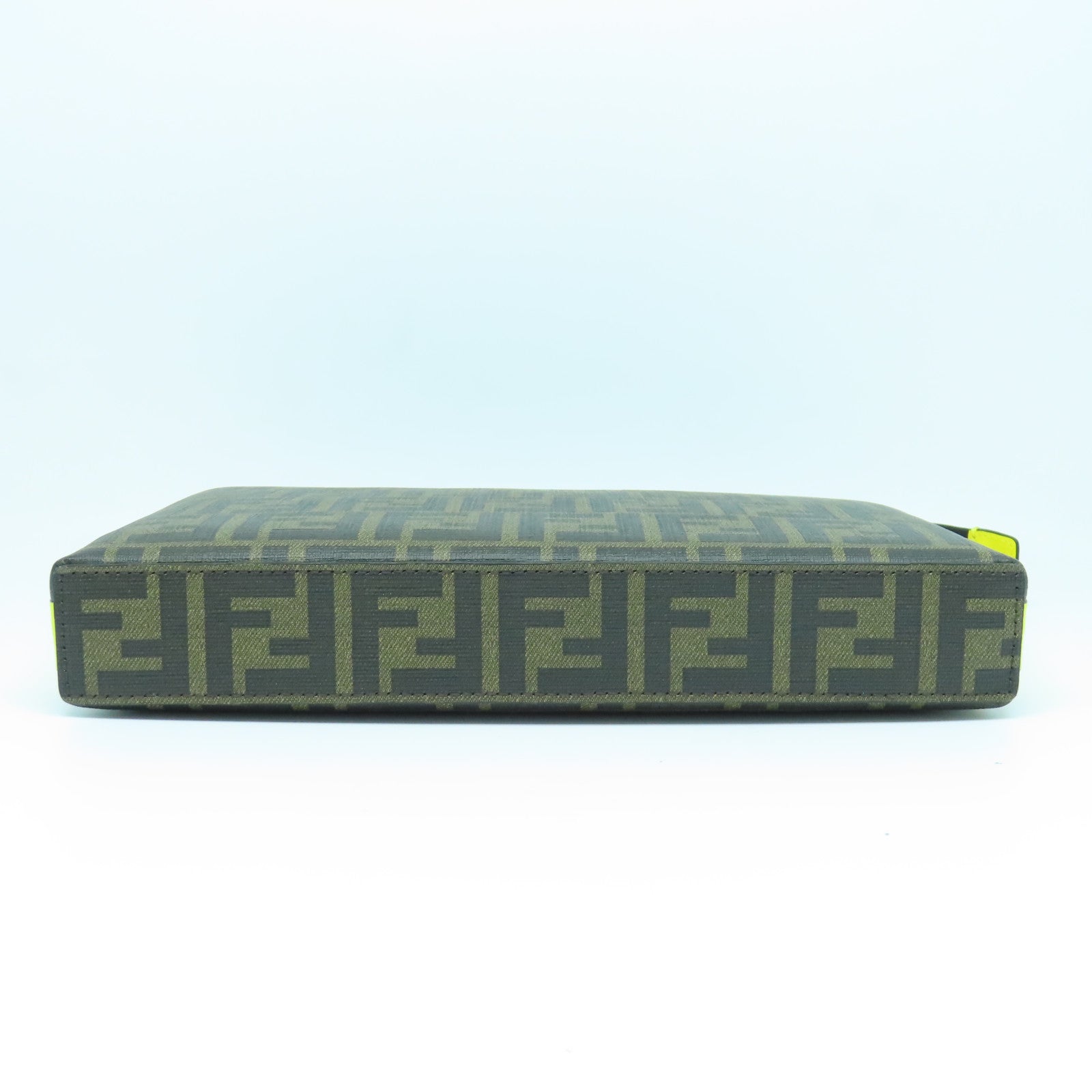 FENDI 涂层皮革Clutch Bag银扣手拿包啡色黄色