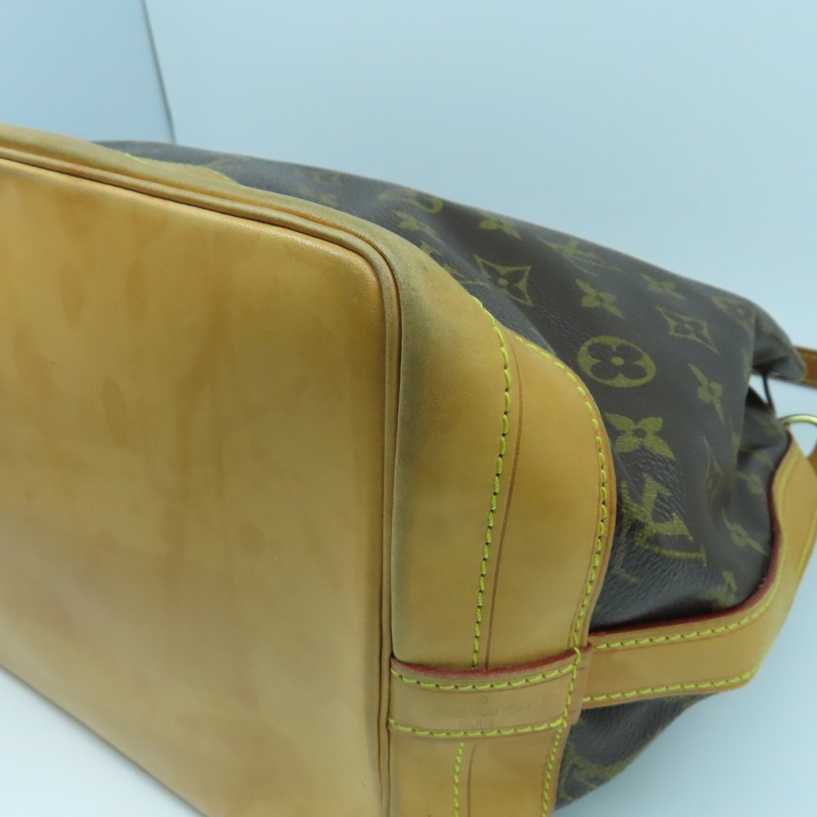 LOUIS VUITTON Monogram Noe金扣肩背袋啡色
