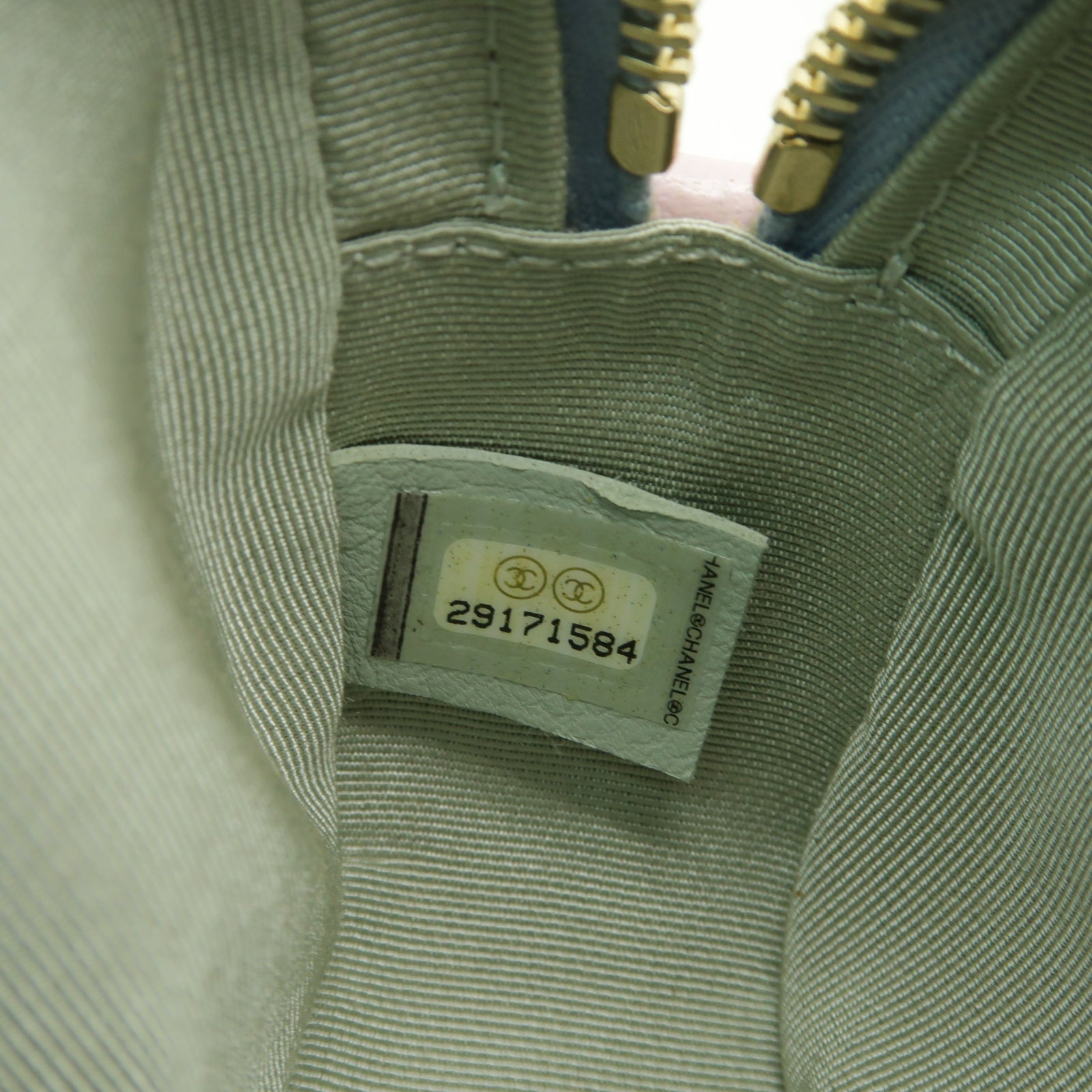 CHANEL 菱格牛皮皮革Waist Bag金扣腰包綠色