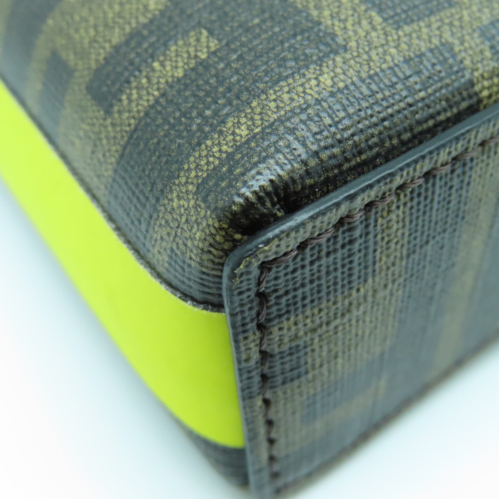 FENDI 涂层皮革Clutch Bag银扣手拿包啡色黄色