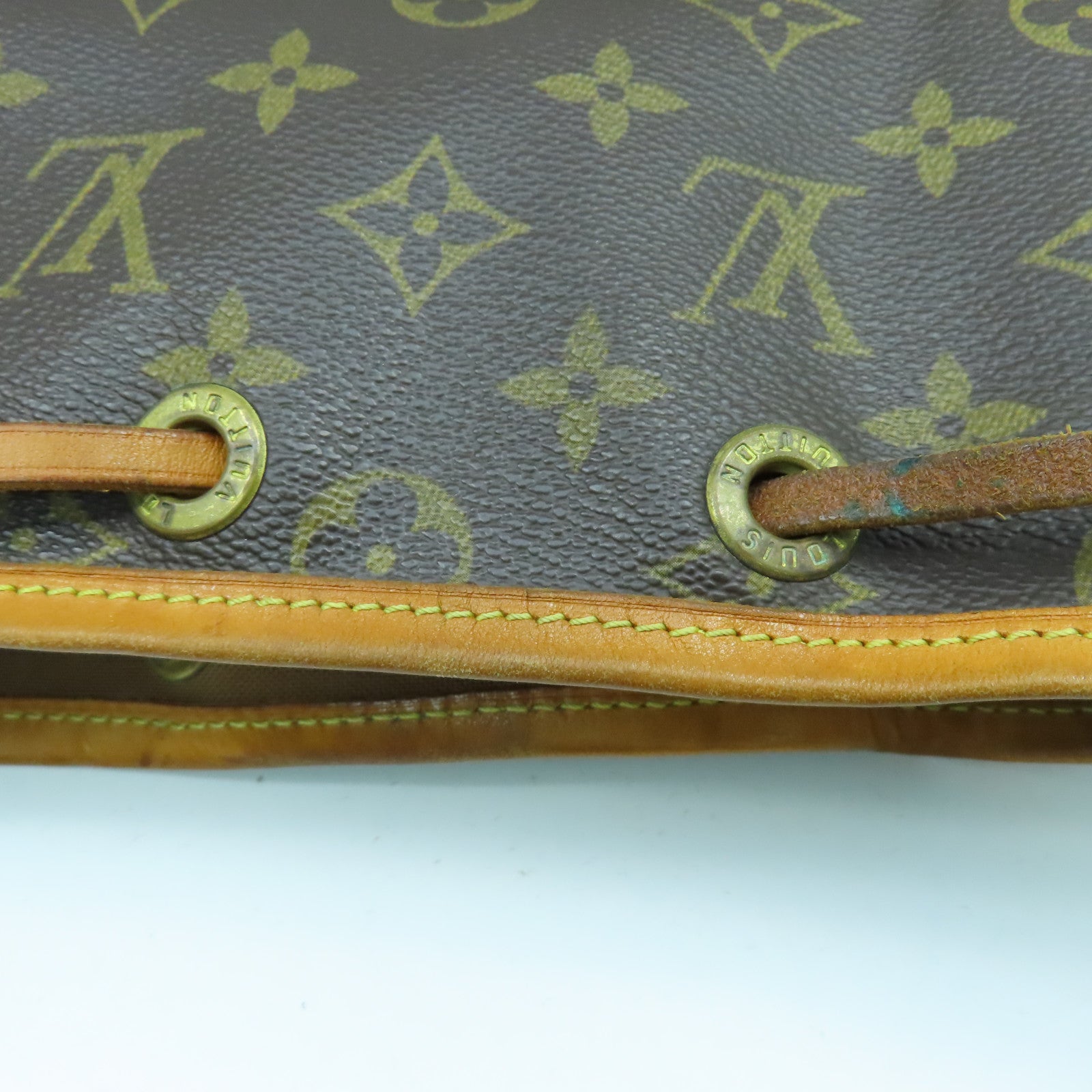 LOUIS VUITTON Monogram Noe金扣肩背袋啡色