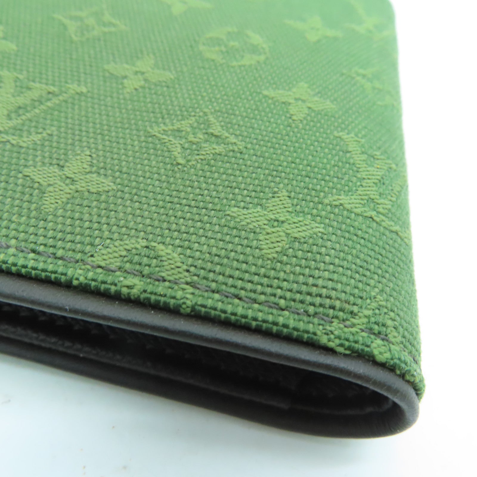 LOUIS VUITTON Monogram Mini Lin Wallet金扣钱包绿色