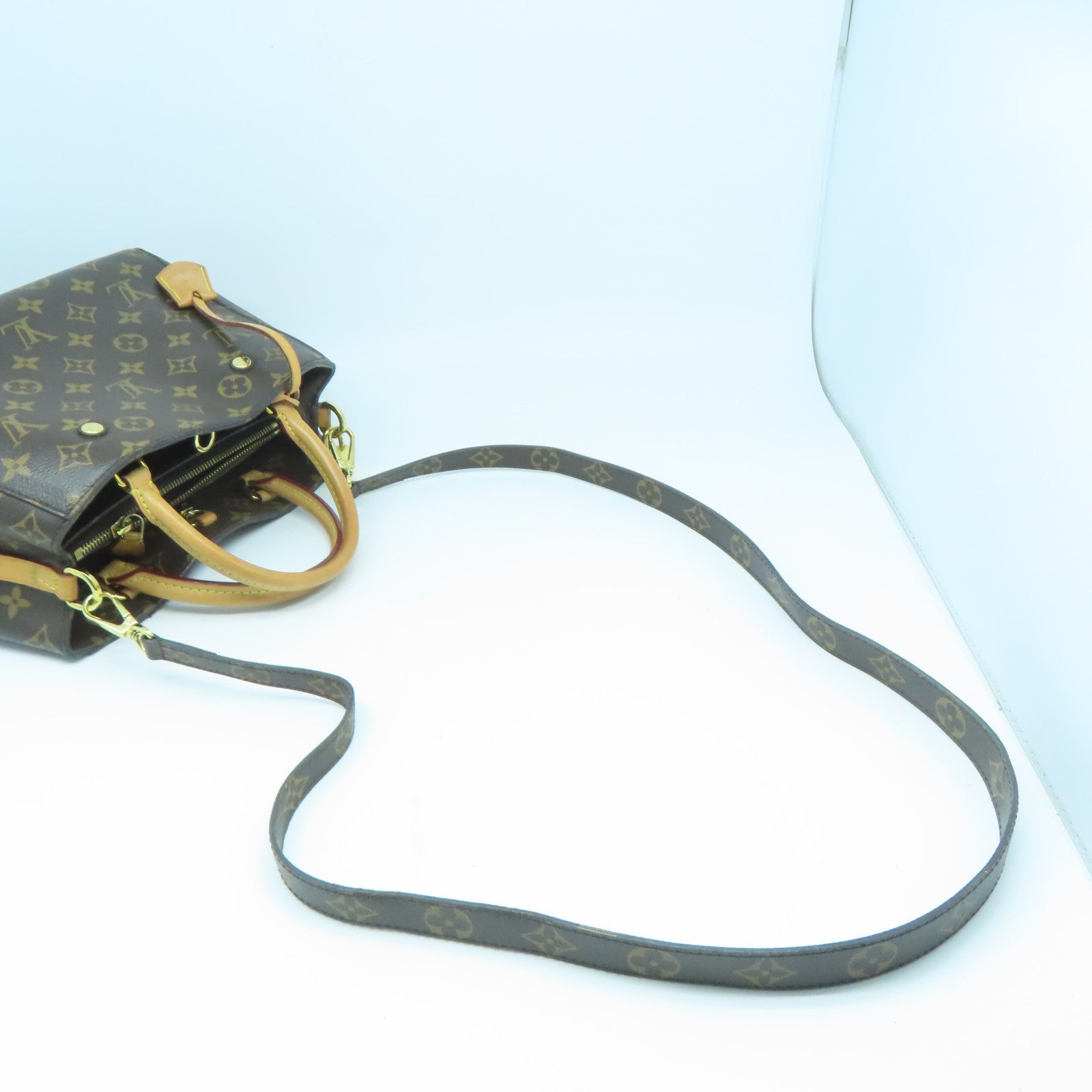 LOUIS VUITTON Monogram Montaigne BB金扣手挽肩背兩用袋啡色