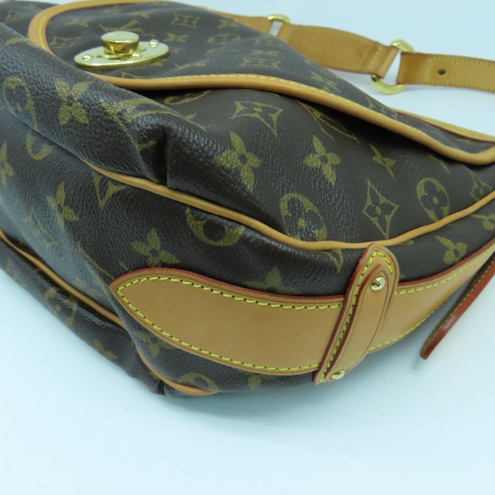 LOUIS VUITTON Monogram Tulum GM金扣肩背袋啡色