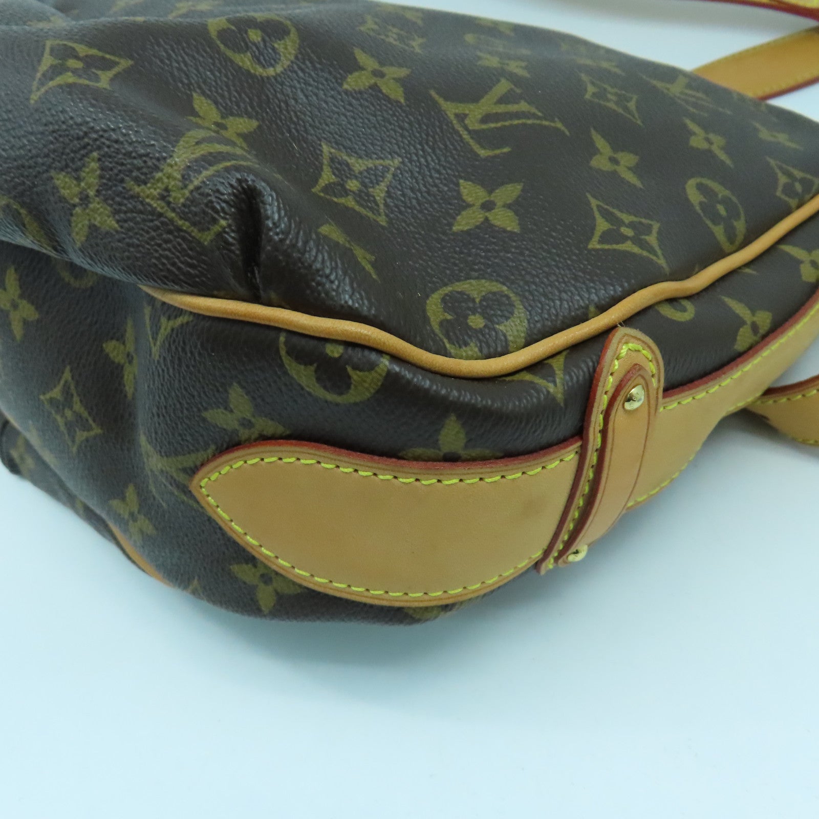 LOUIS VUITTON Monogram Tulum GM金扣肩背袋啡色