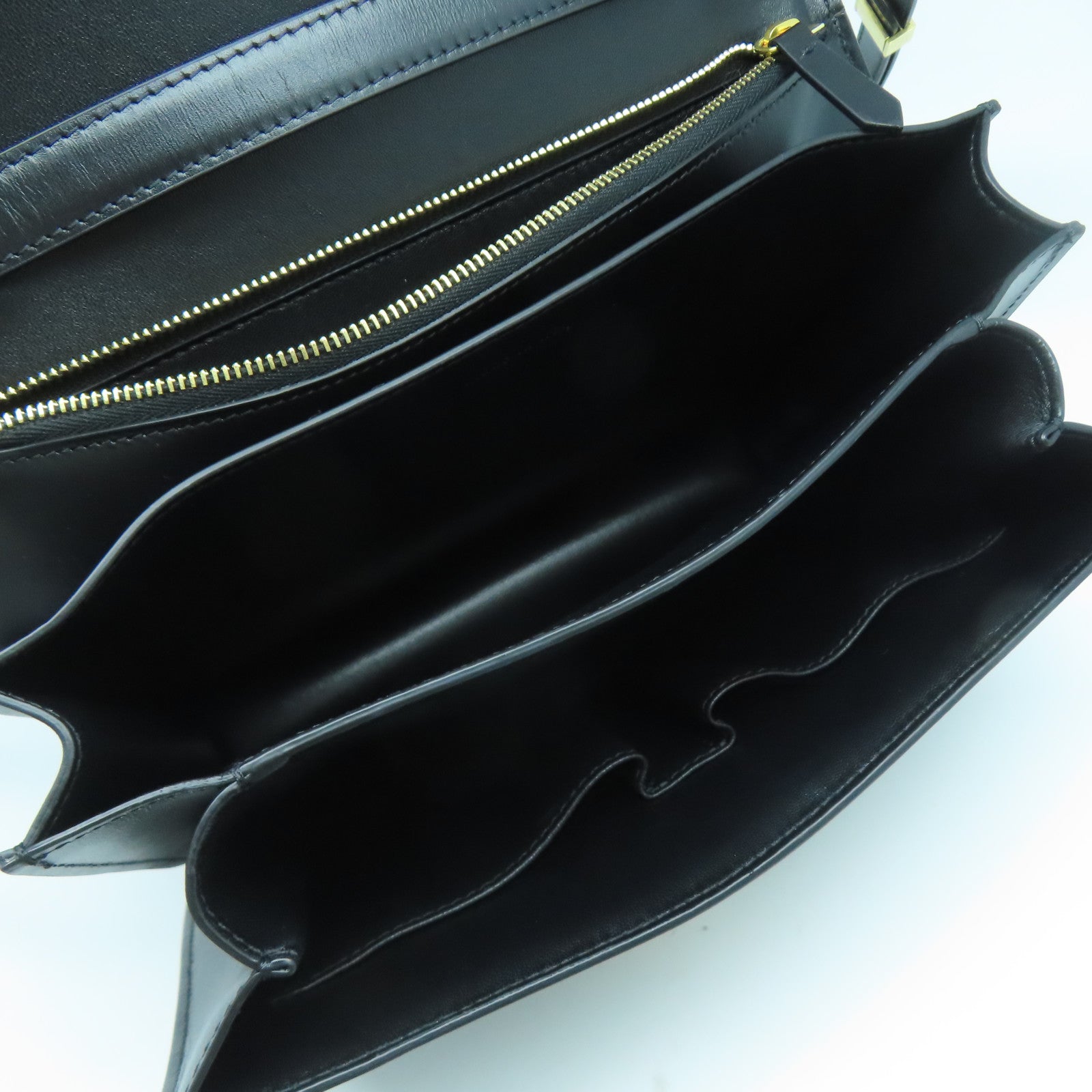 CELINE 牛皮皮革Box Classic金扣肩背袋黑色