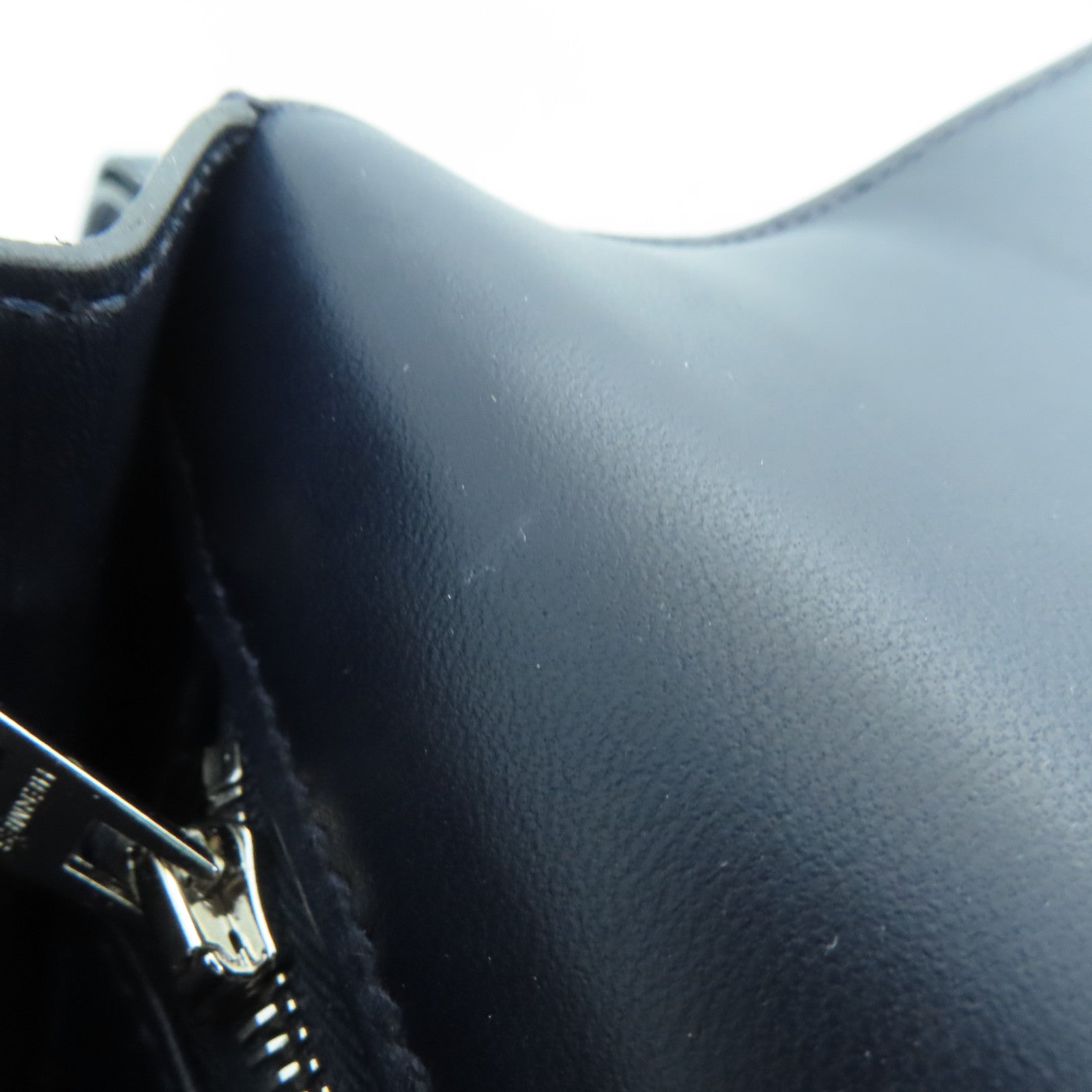 HERMES 【激减优惠】Matte Alligator皮革2002 Shoulder Bag银扣肩背袋Blue Nuit/深蓝色