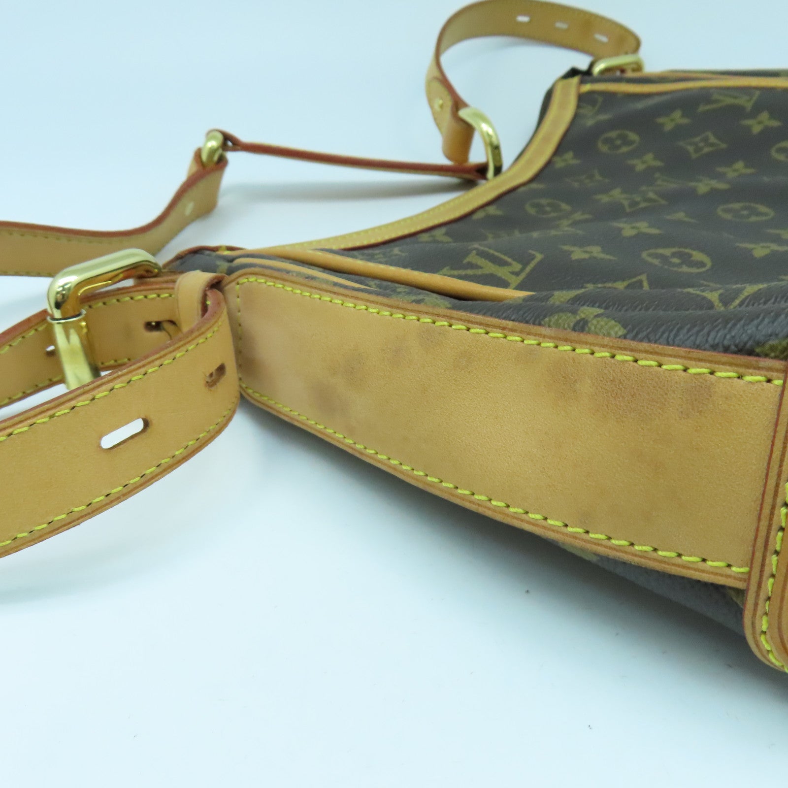 LOUIS VUITTON Monogram Tulum GM金扣肩背袋啡色