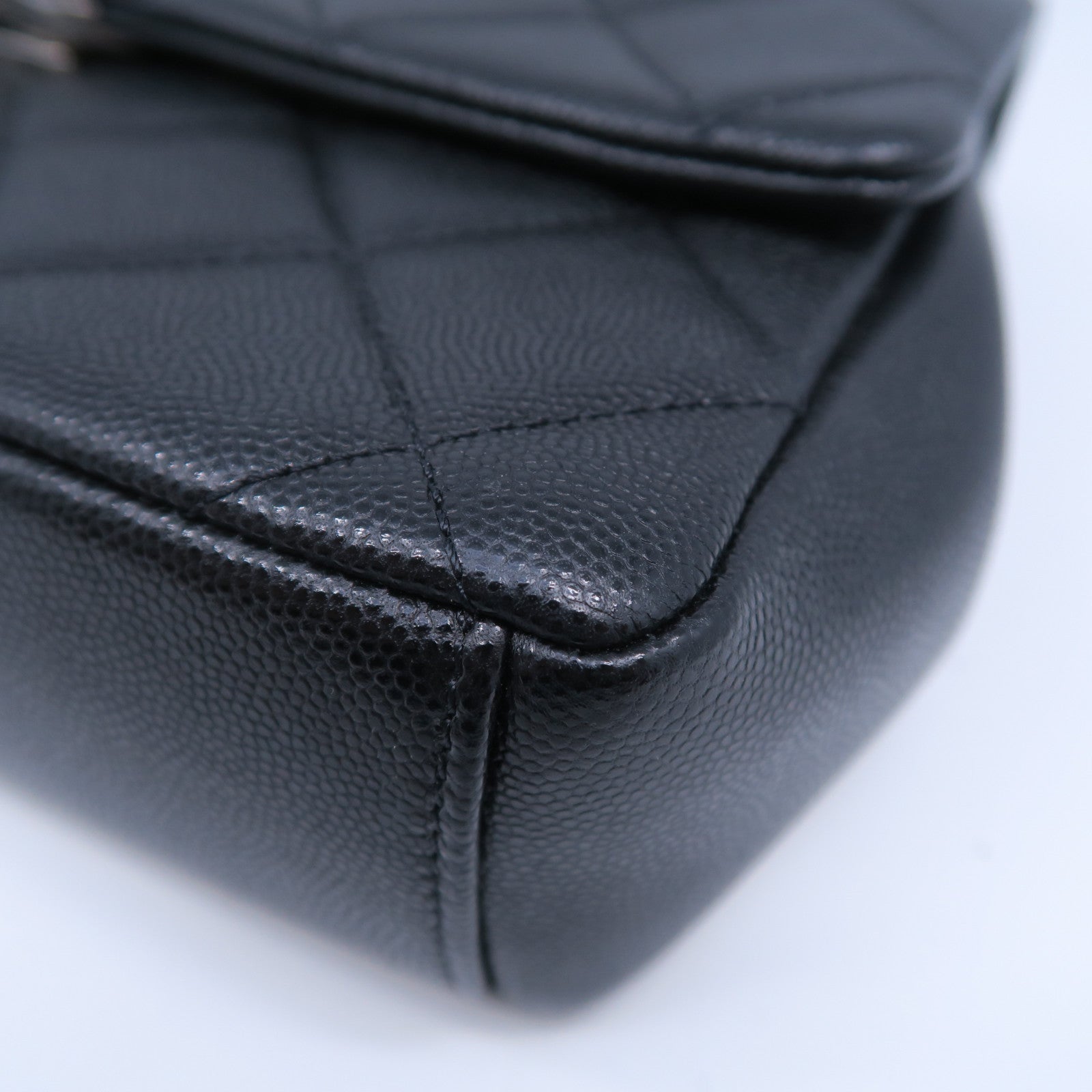 CHANEL 菱格牛皮皮革Chain Shoulder Bag銀扣鏈帶肩背袋黑色
