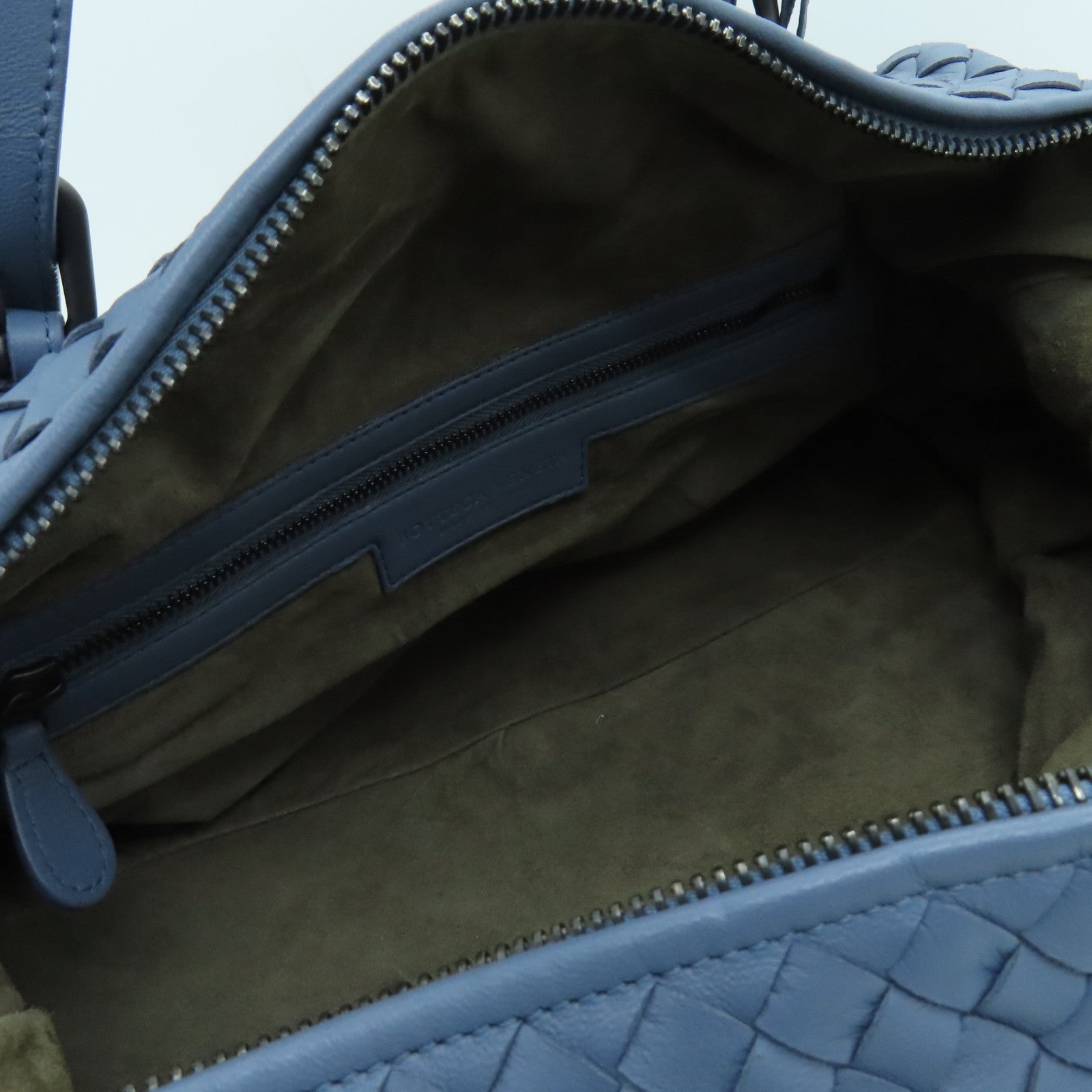 BOTTEGA VENETA Textured Leather Shoulder Bag Blue