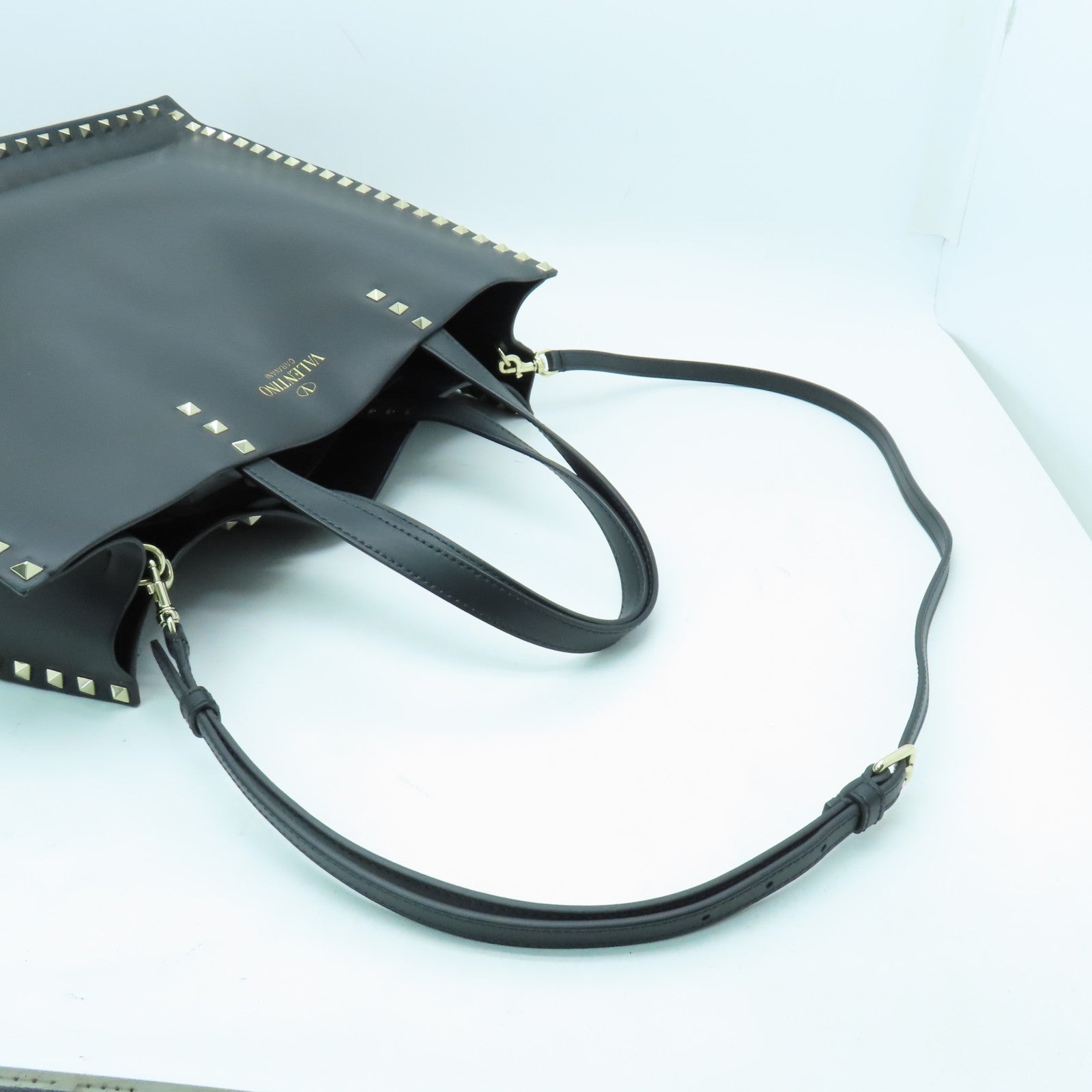 Valentino Leather 2way Shoulder Bag Gold Buckle Handle Shoulder Bag Black