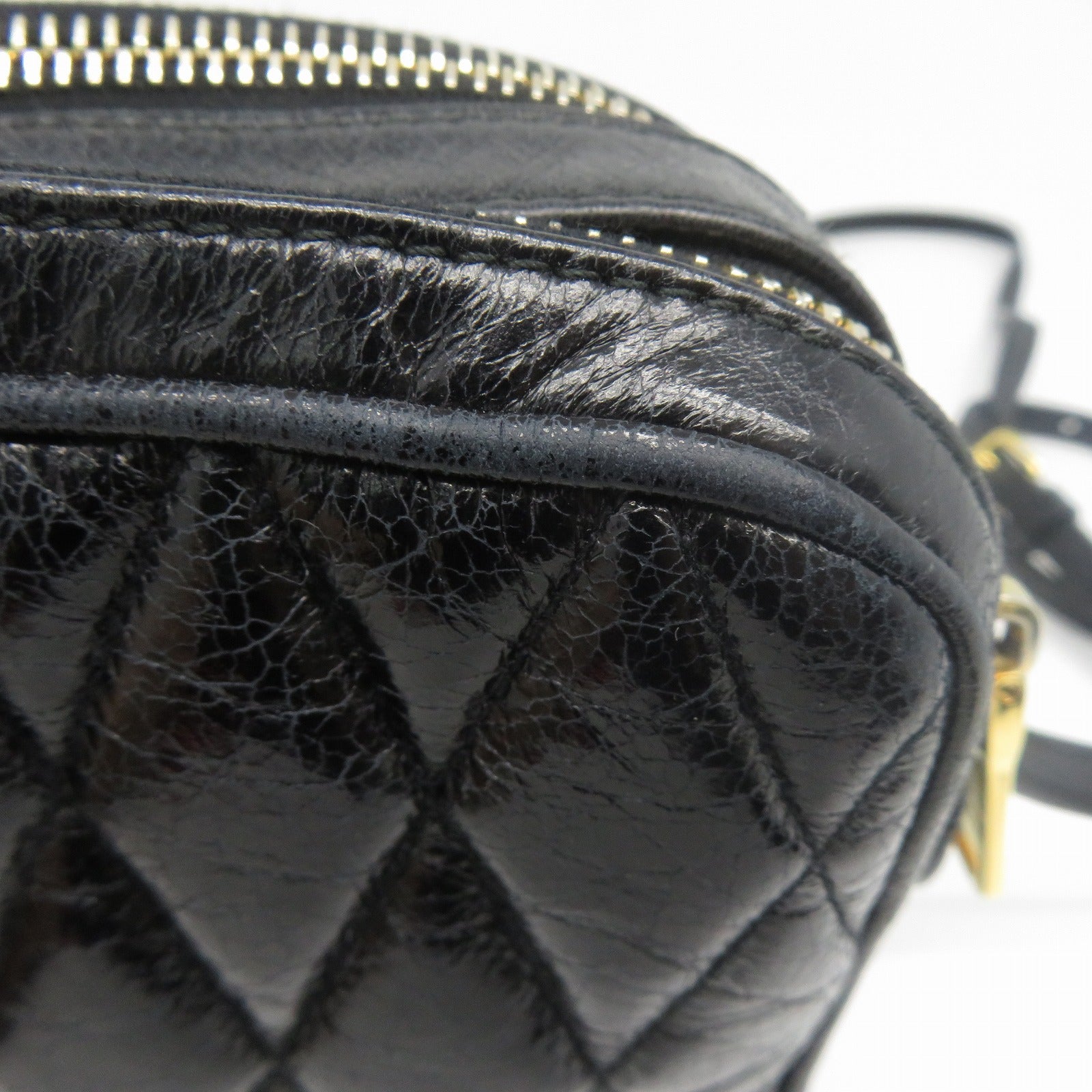 Miu Miu 羊皮皮革Shoulder Bag金扣肩背袋黑色