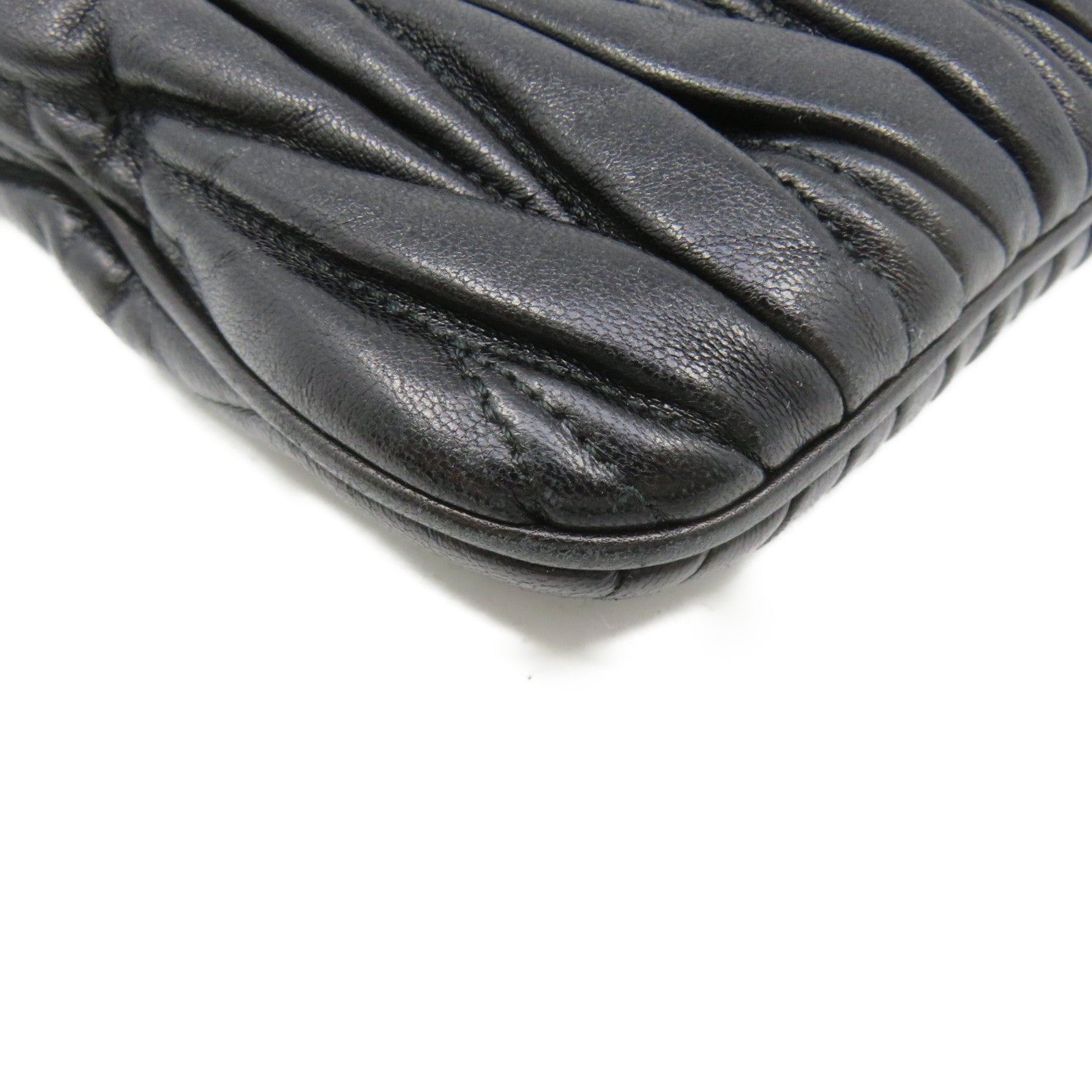 Miu Miu 羊皮皮革Shoulder Pouch Shoulder Bag肩背袋黑色