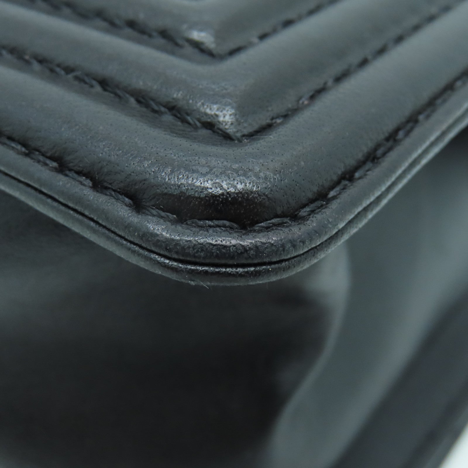 CHANEL 羊皮皮革Chain Shoulder Bag链带肩背袋黑色