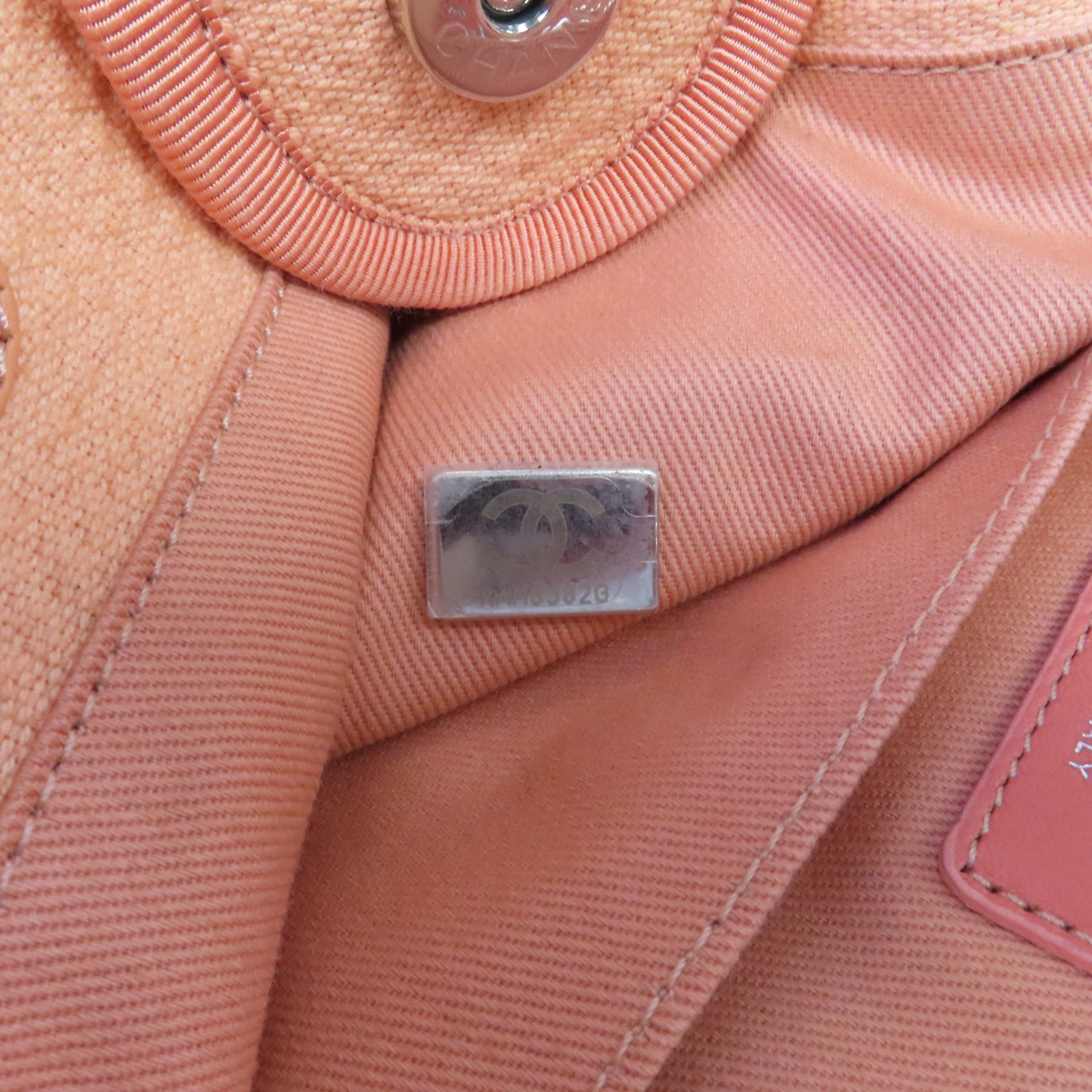 CHANEL 帆布Deauville Tote金扣鏈帶肩背袋粉紅色