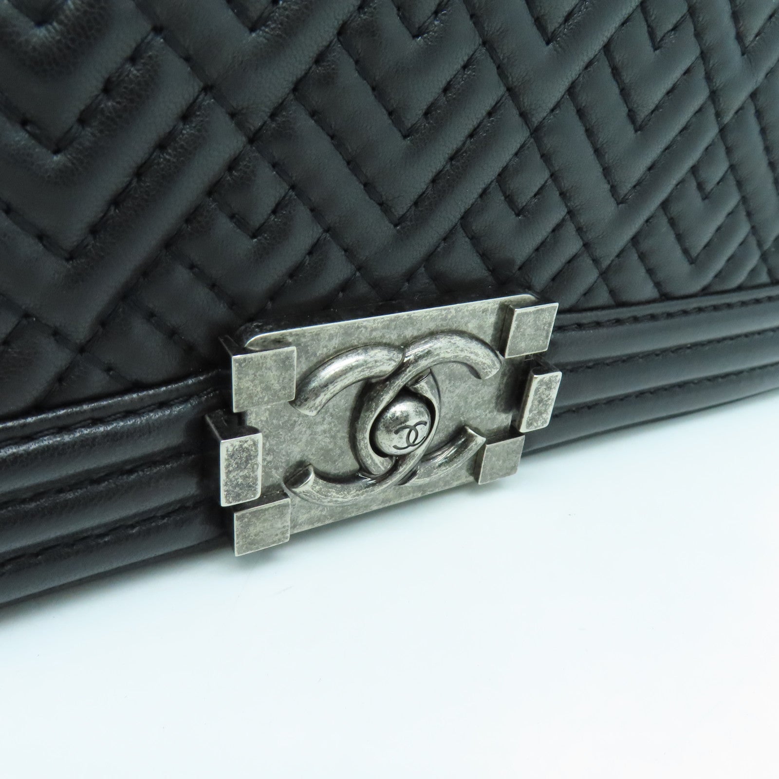 CHANEL 羊皮皮革Chain Shoulder Bag链带肩背袋黑色
