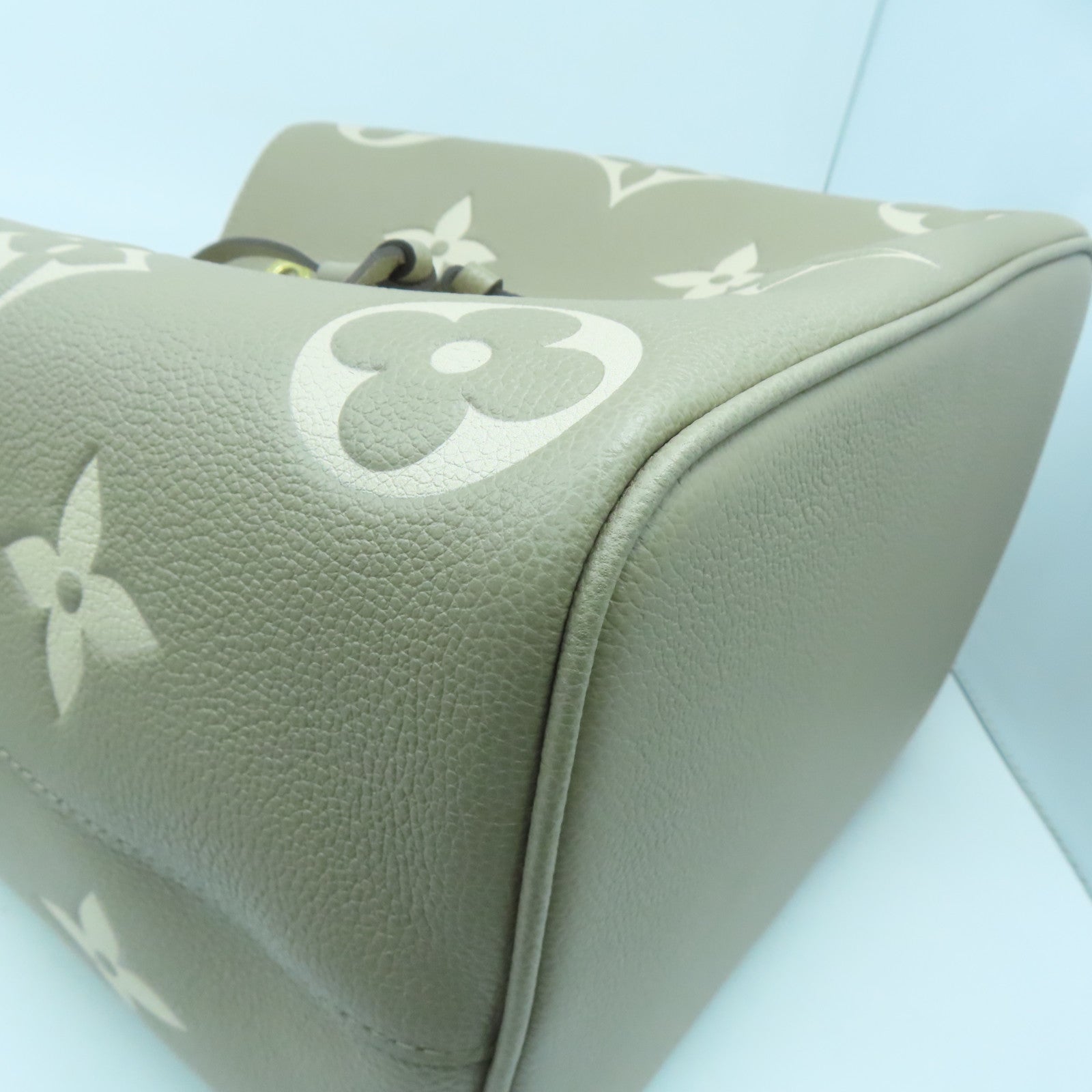 LOUIS VUITTON Monogram Empreinte Neonoe MM Handle Shoulder Bag Beige