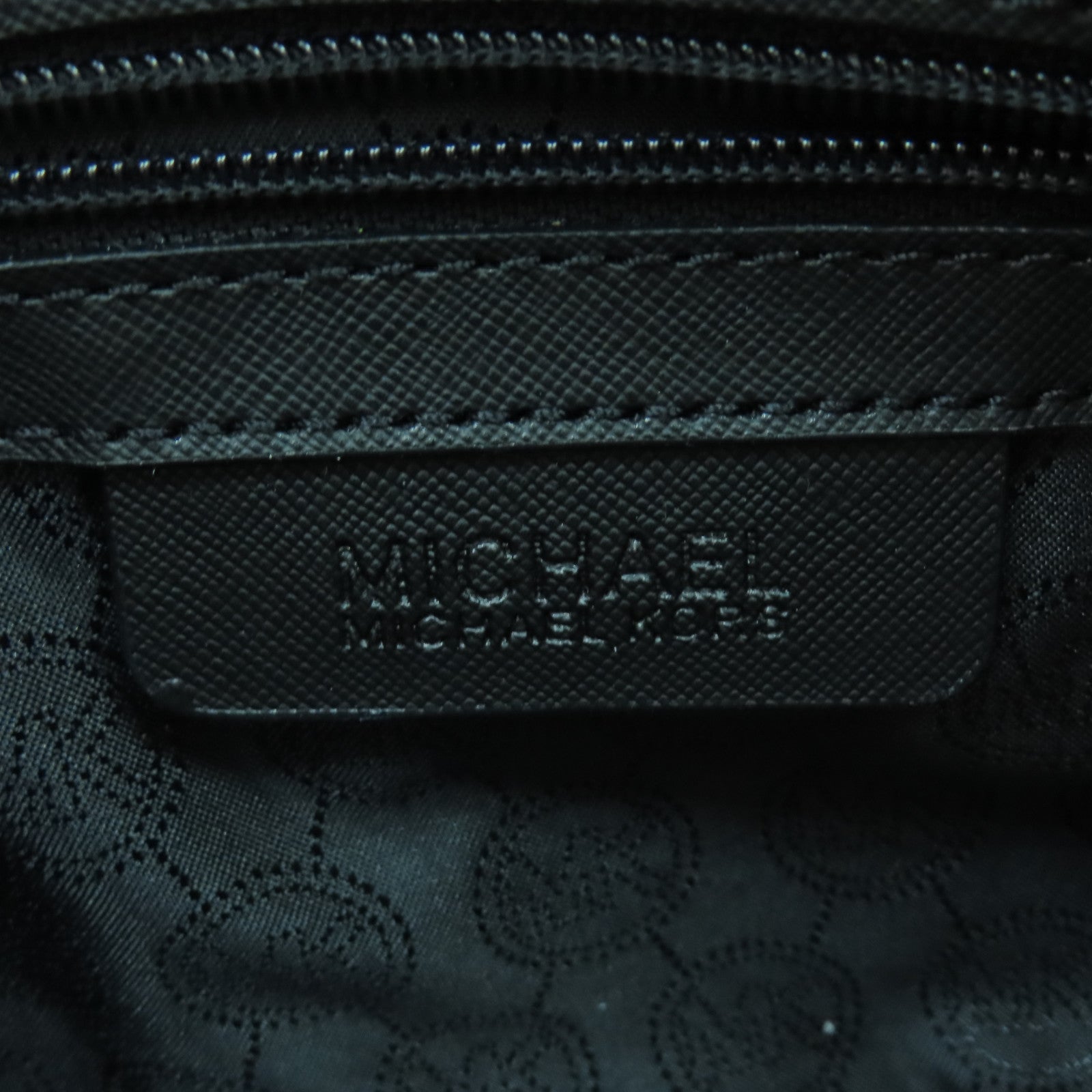 Michael Kors 【激減優惠】牛皮皮革Shoulder Bag金扣肩背袋黑色