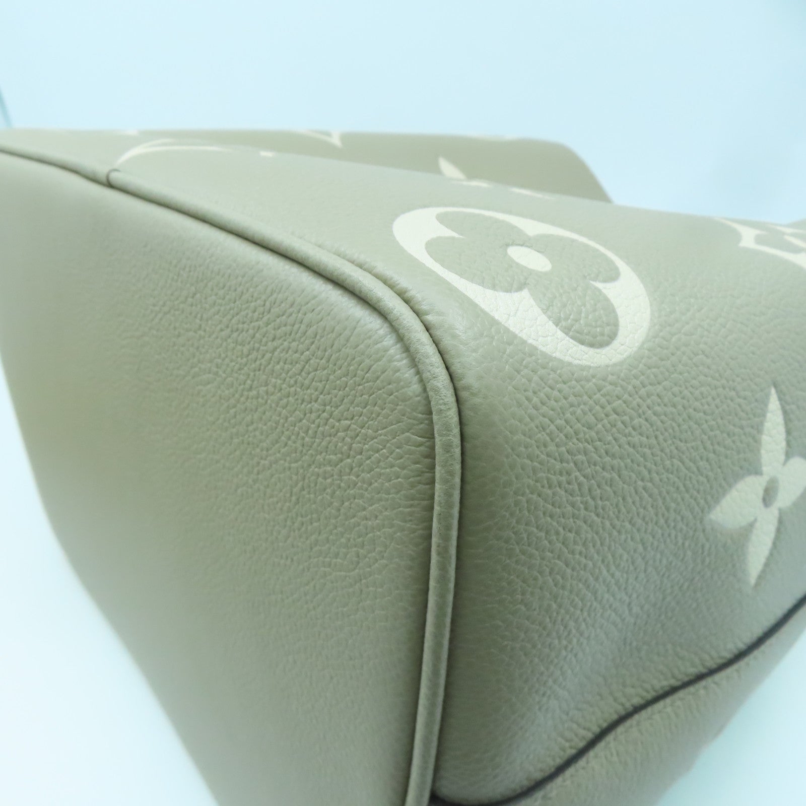 LOUIS VUITTON Monogram Empreinte Neonoe MM Handle Shoulder Bag Beige
