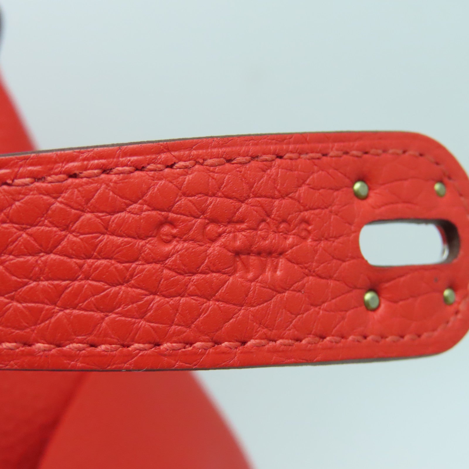HERMES Clemence皮革Lindy 34银扣手挽肩背两用袋爱心红