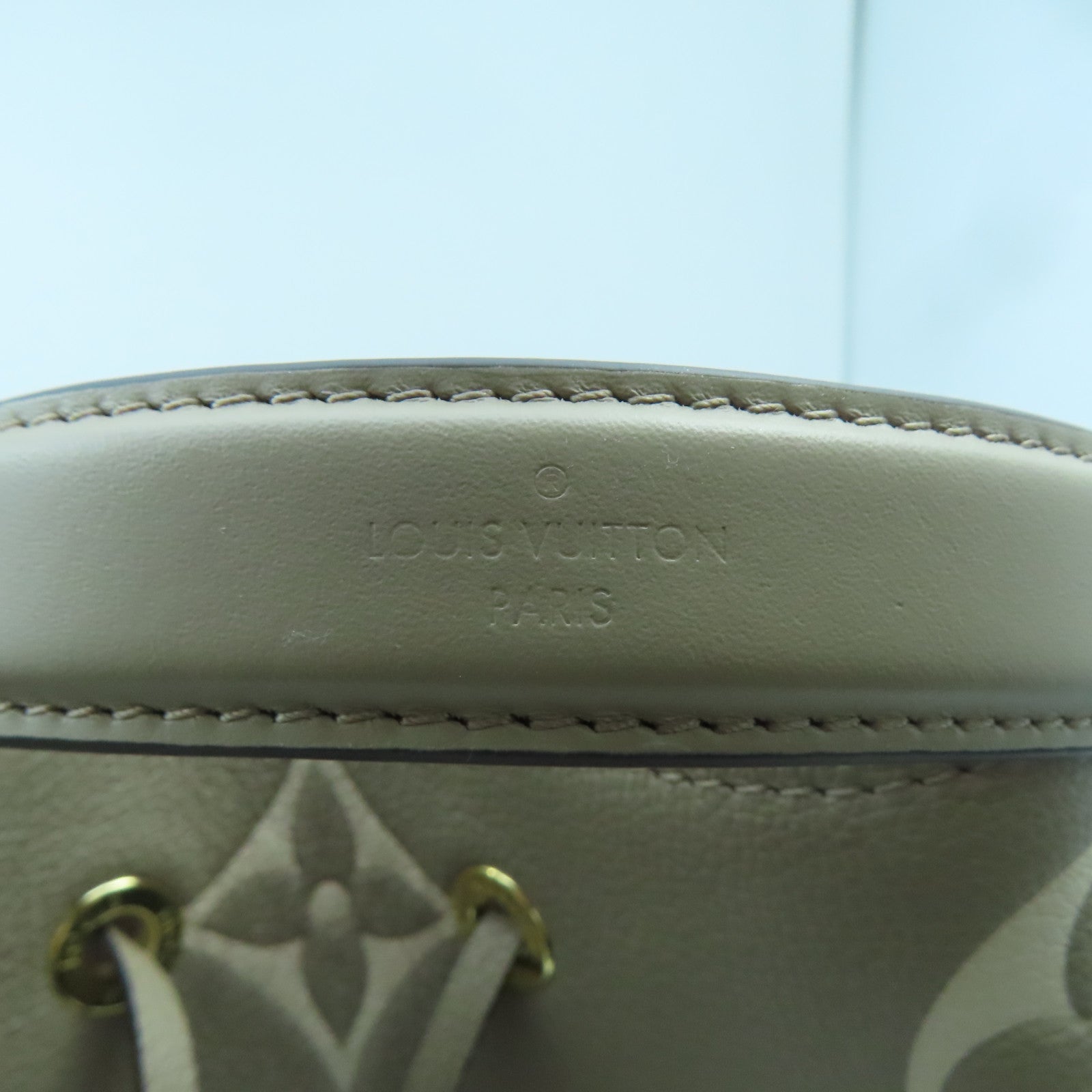 LOUIS VUITTON Monogram Empreinte Neonoe MM Handle Shoulder Bag Beige