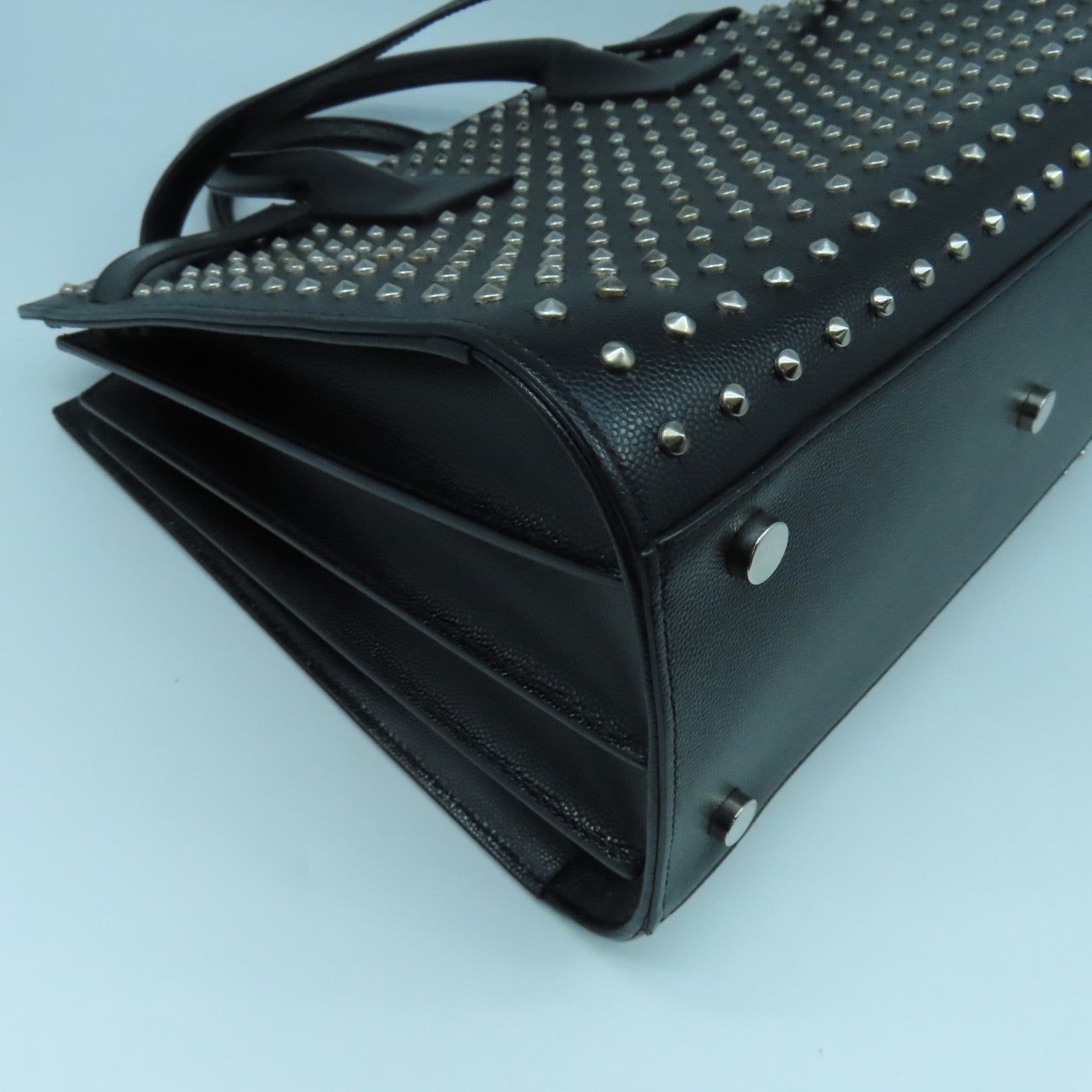 SAINT LAURENT 牛皮皮革Studs Sac de Jour Bag銀扣手挽肩背兩用袋黑色
