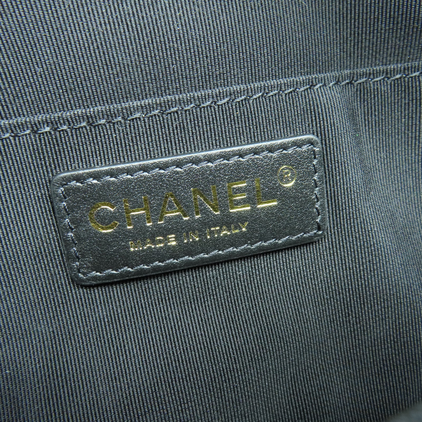 CHANEL 菱格羊皮皮革Waist Bag金扣腰包黑色