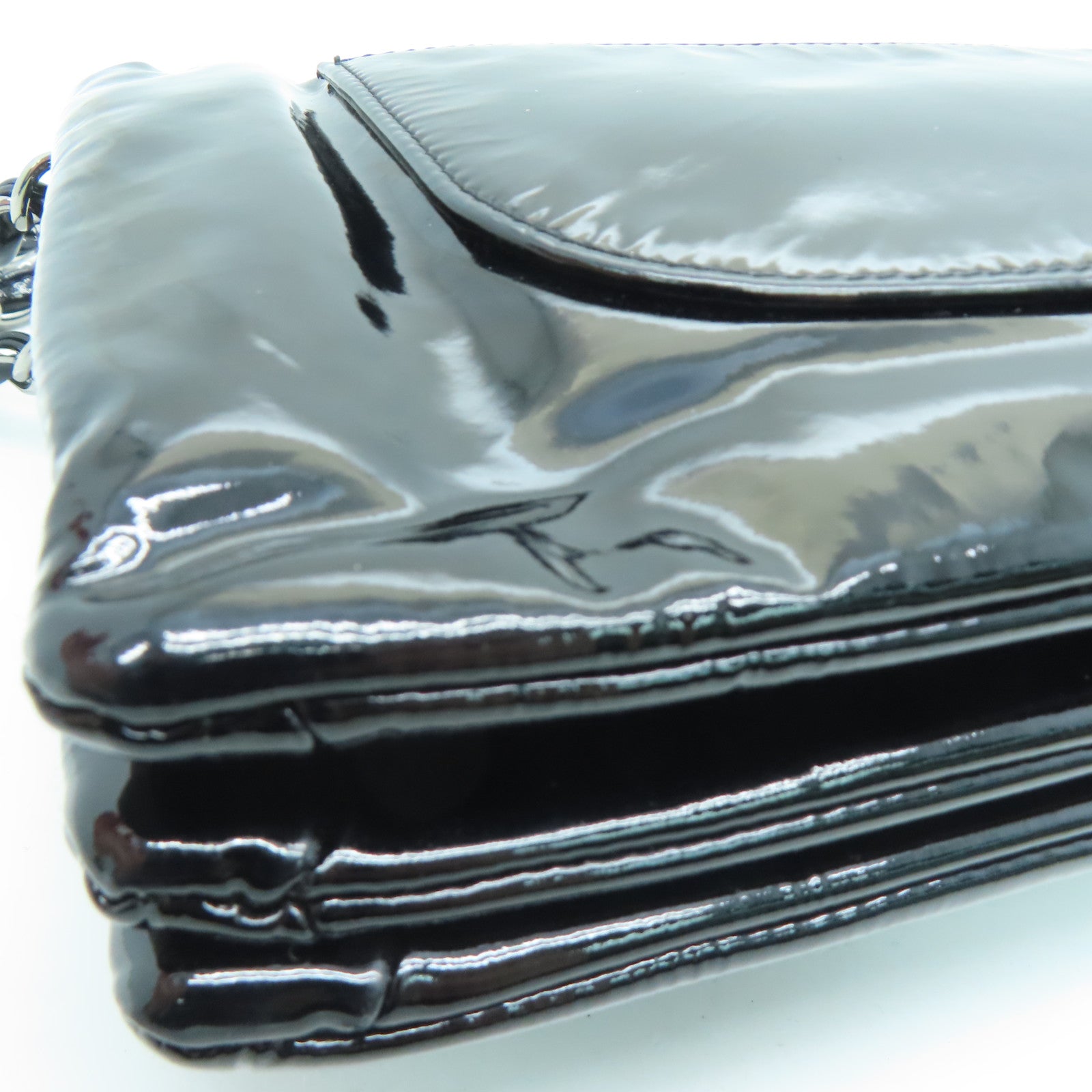 CHANEL 漆皮皮革Chain Shoulder Bag銀扣鏈帶肩背袋黑色