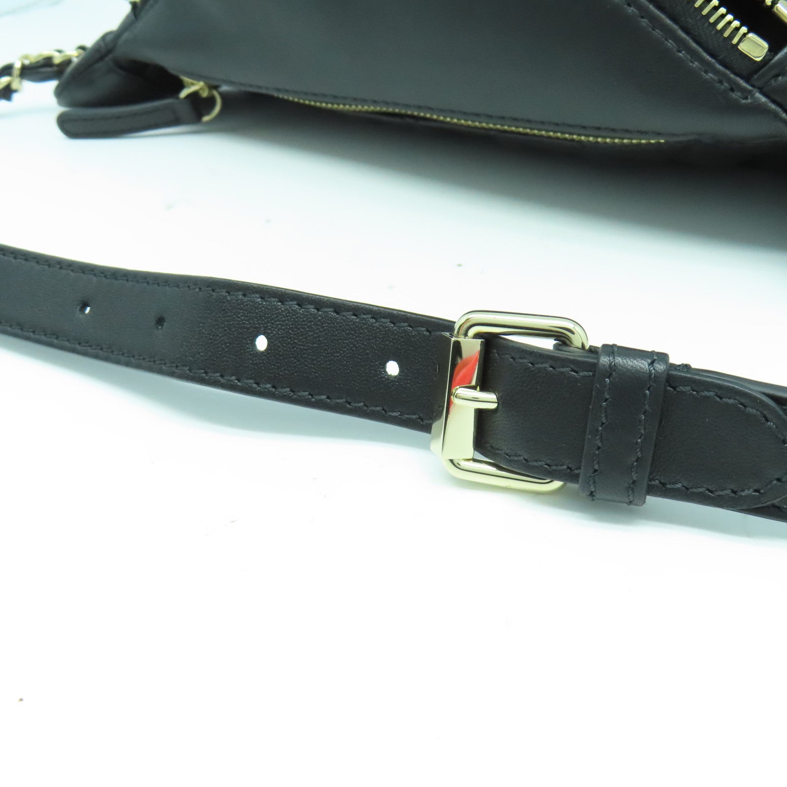 CHANEL 菱格羊皮皮革Waist Bag金扣腰包黑色