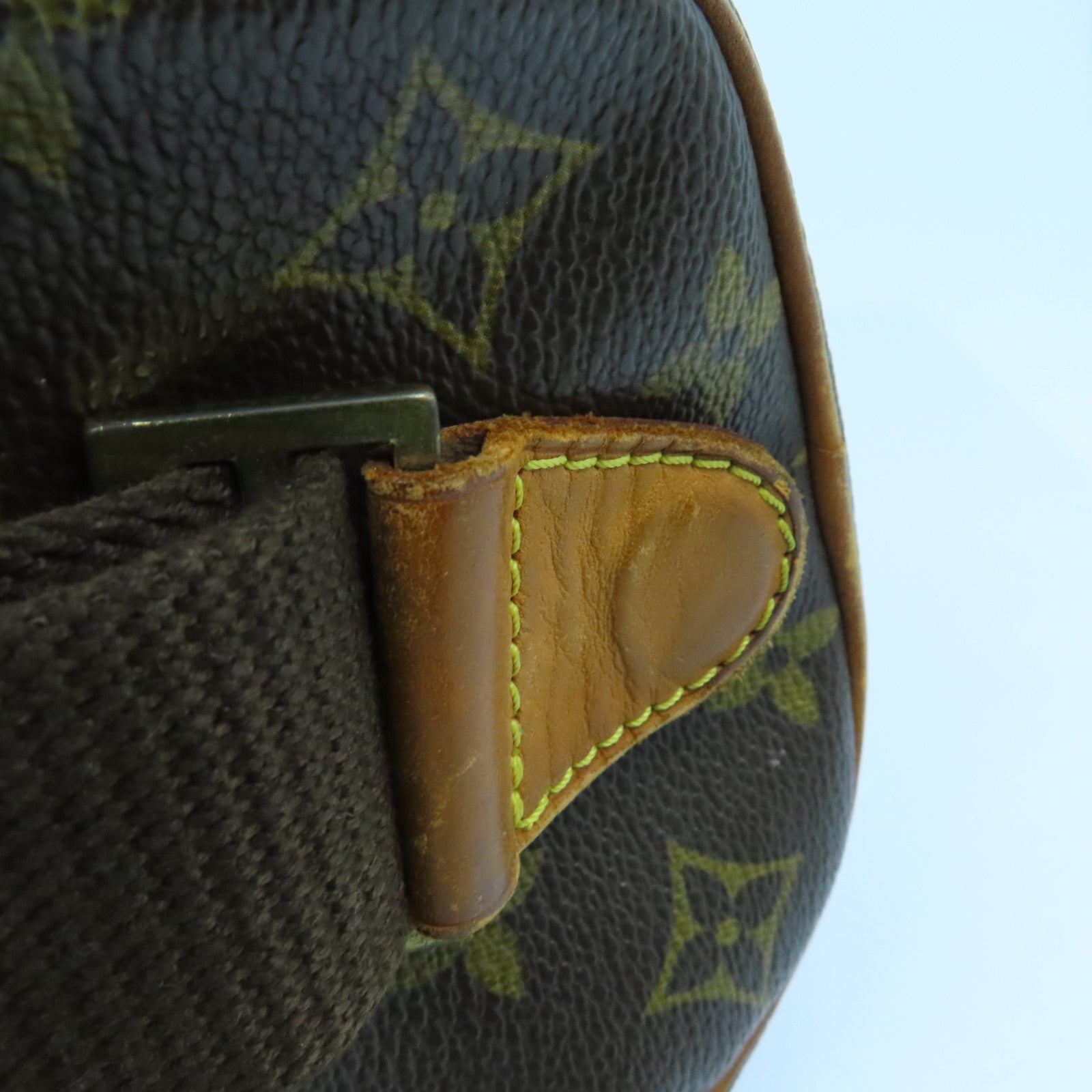 LOUIS VUITTON Monogram Pochette Gange金扣肩背袋啡色