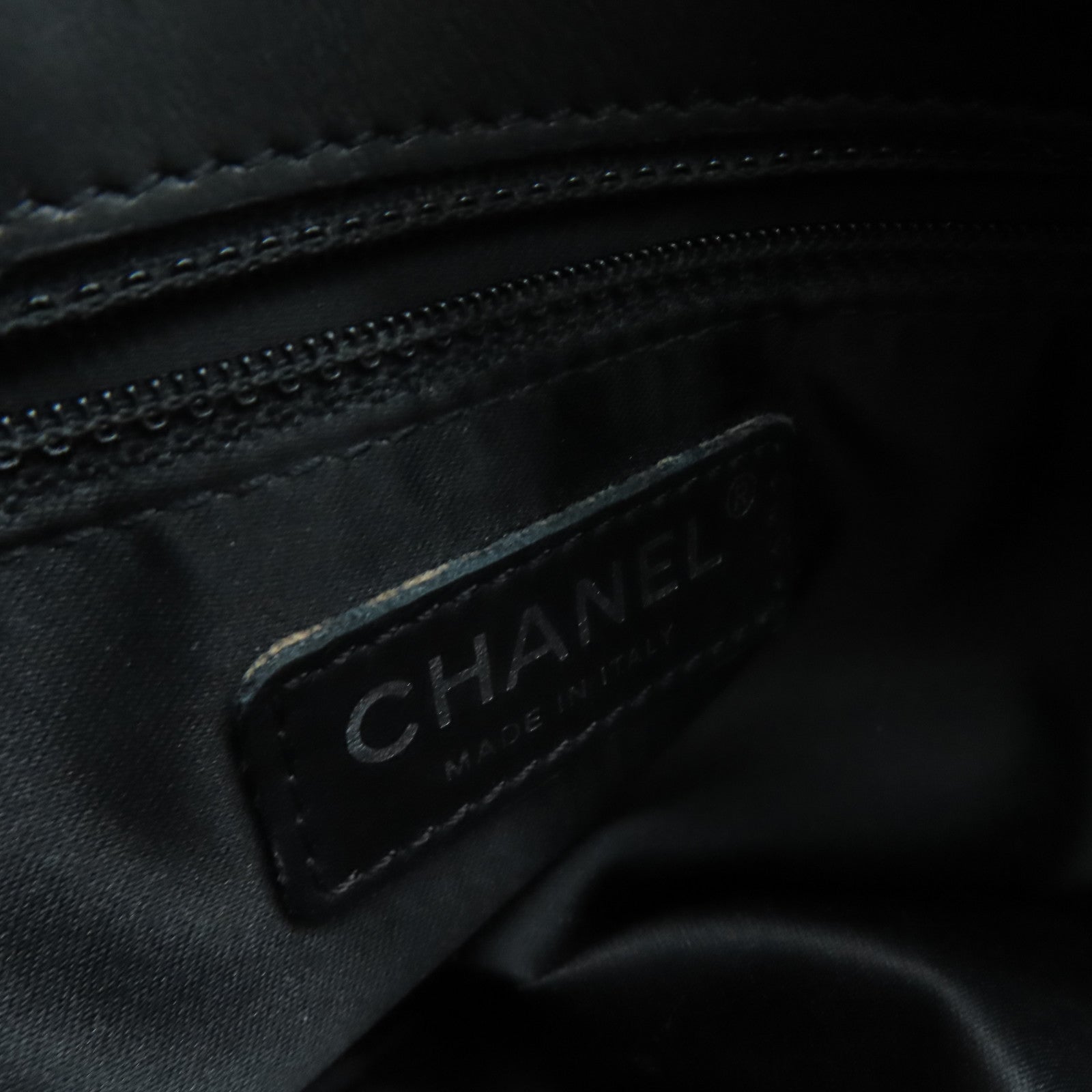 CHANEL 漆皮皮革Chain Shoulder Bag銀扣鏈帶肩背袋黑色