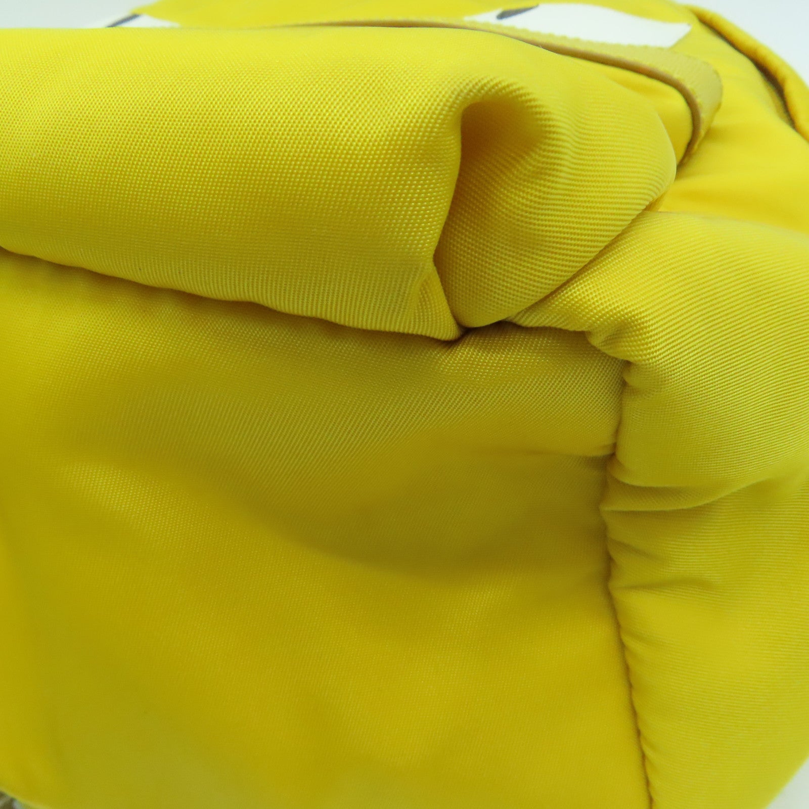 FENDI 尼龙Backpack银扣背包黄色