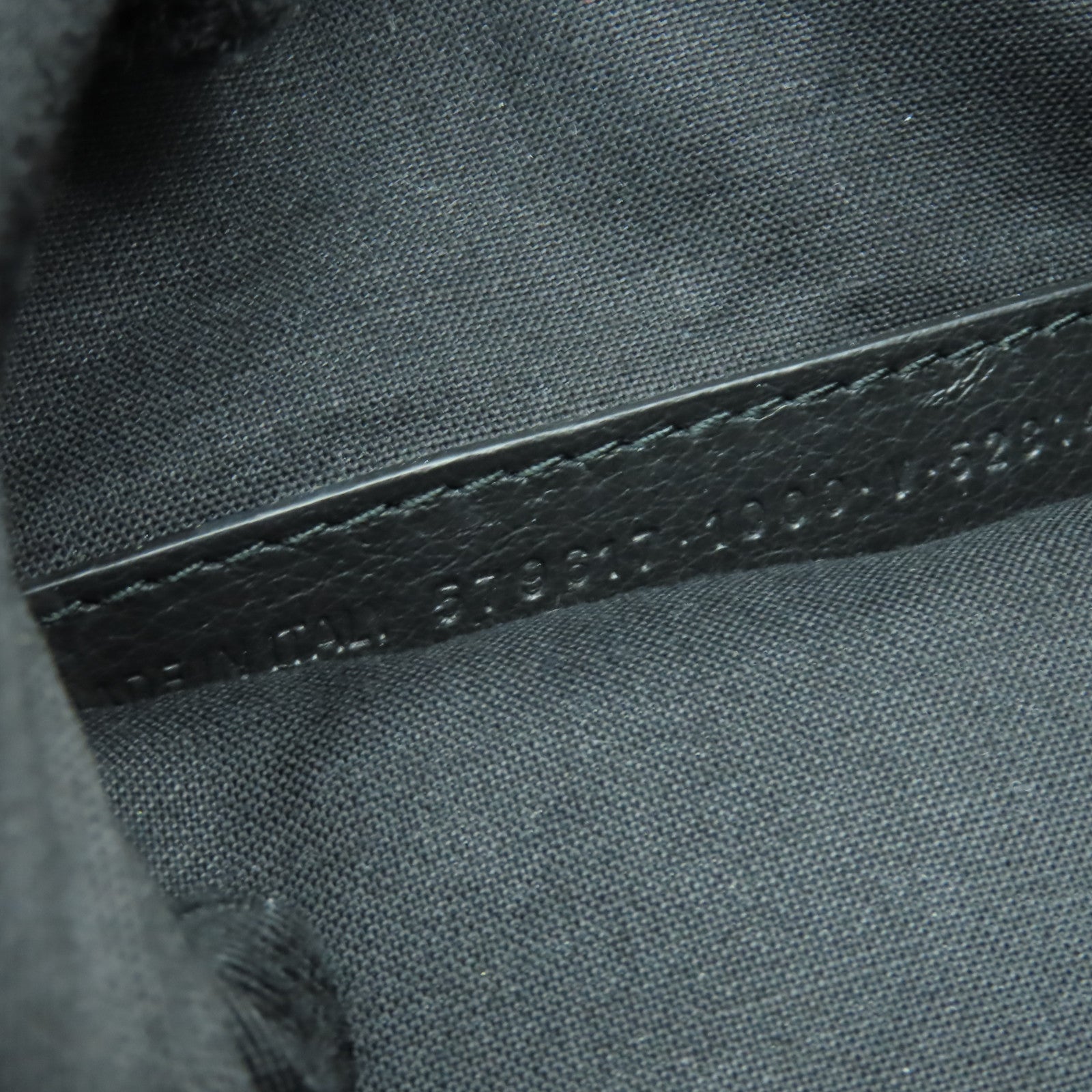 BALENCIAGA 牛皮皮革Waist Bag銀扣腰包黑色