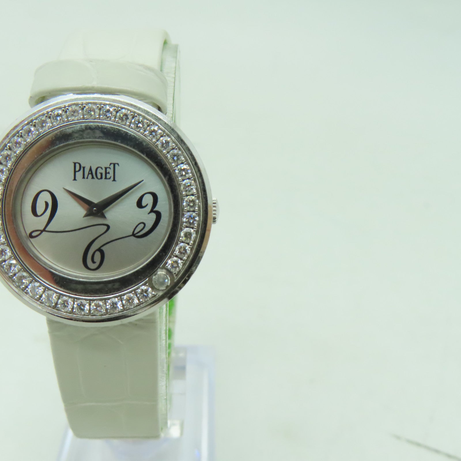 PIAGET Possession皮革帶/18K白金手錶石英機芯銀色