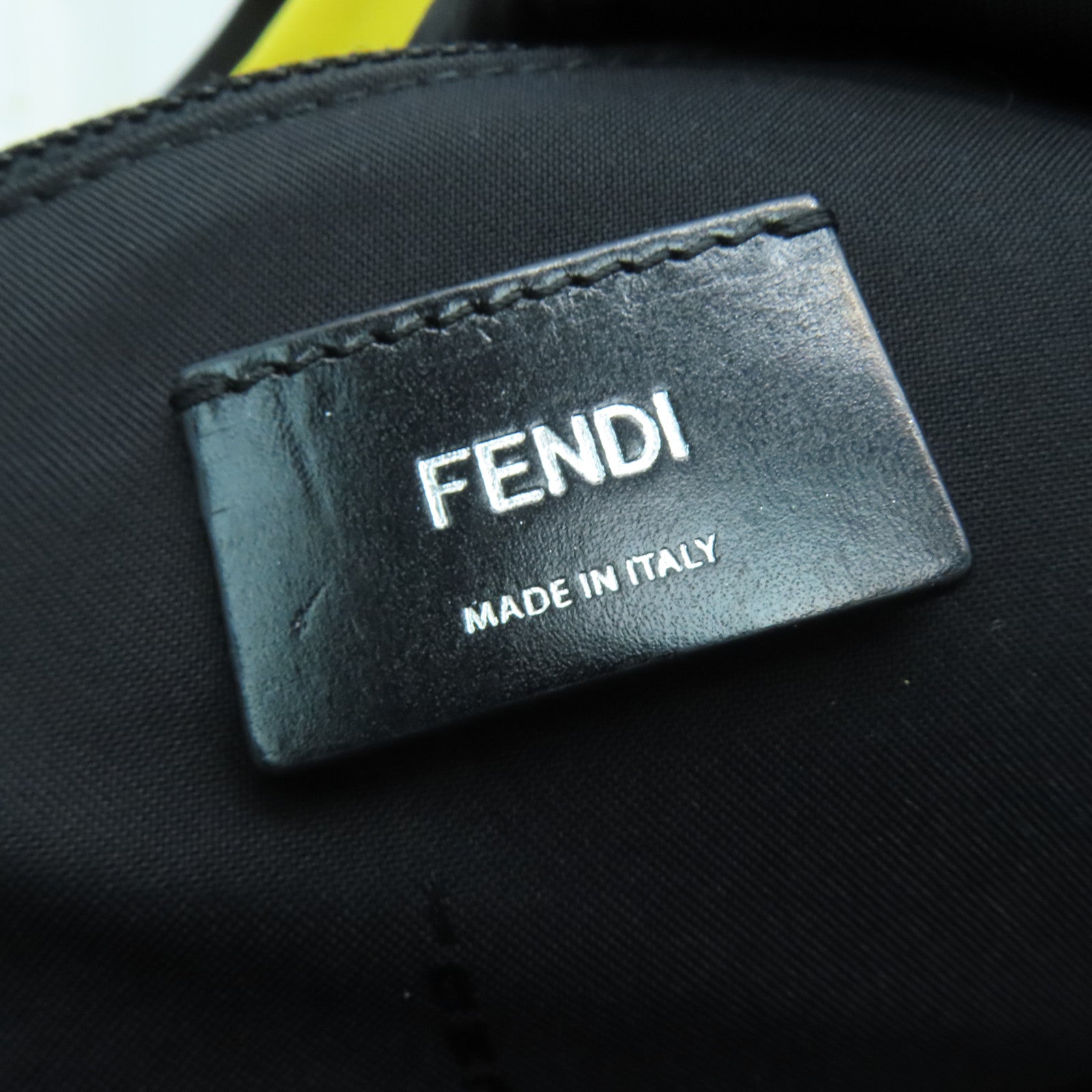 FENDI 尼龙Backpack银扣背包黄色