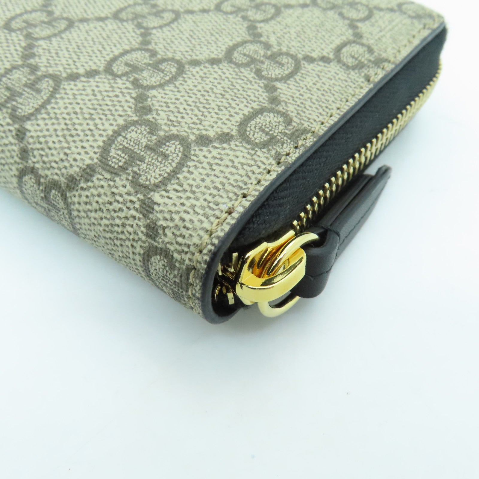 GUCCI Coated Canvas Zipper Long Wallet Gold Buckle Long Wallet Brown