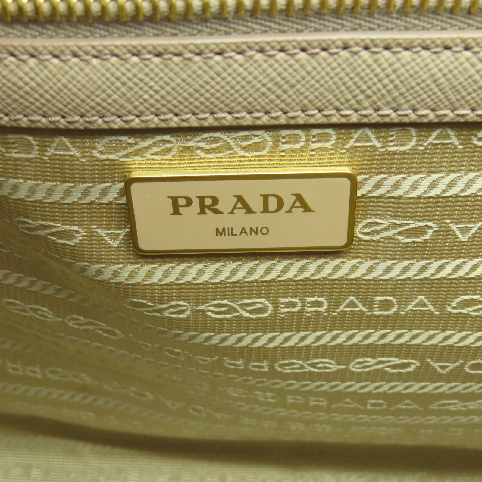 PRADA Saffiano皮革2 Way Shoulder金扣手挽肩背兩用袋粉紅色