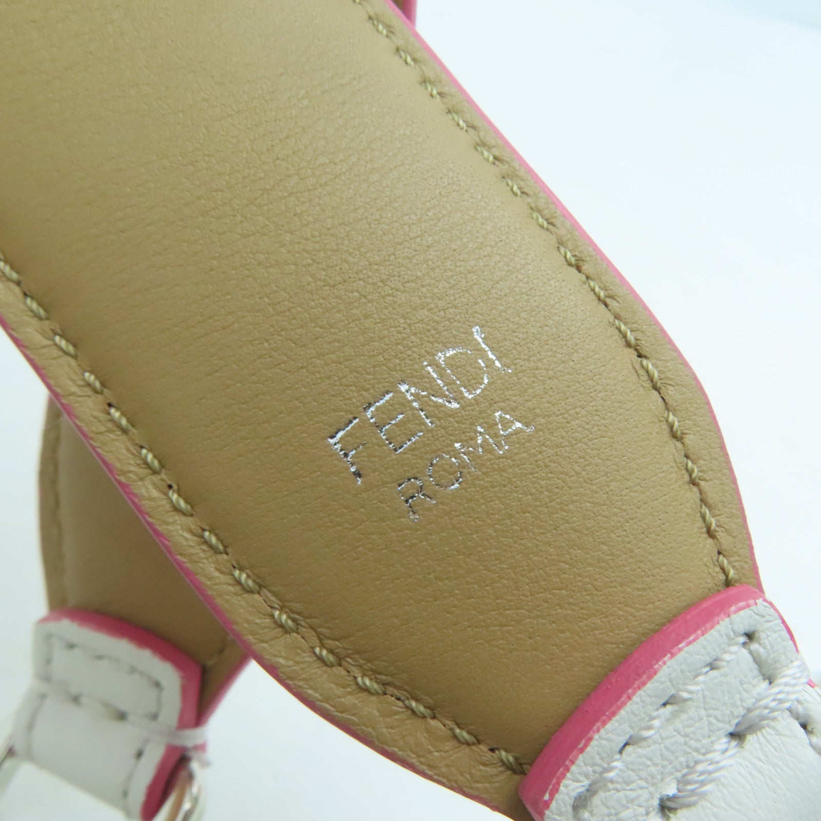 FENDI 牛皮皮革Shoulder Strap肩背帶白色彩色