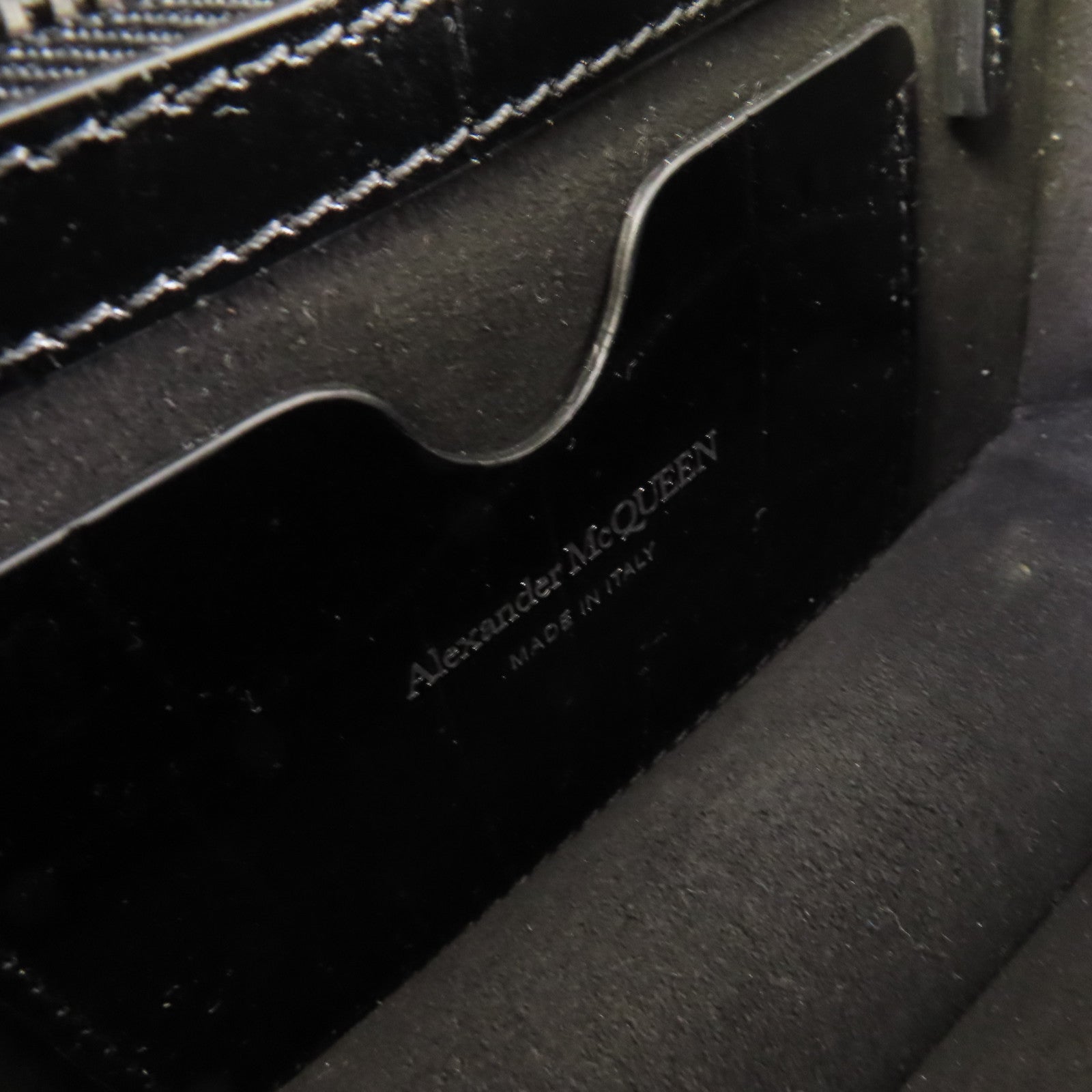 Alexander McQueen 牛皮皮革Chain Shoulder Bag銀扣鏈帶肩背袋黑色