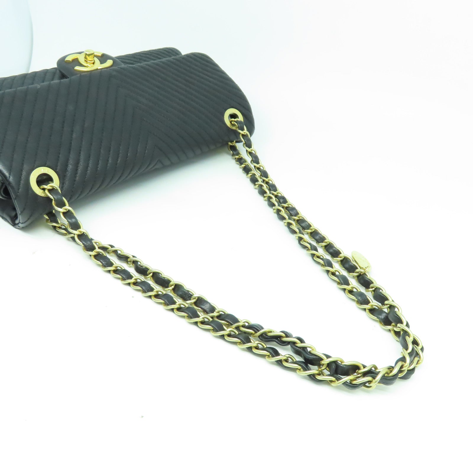 CHANEL 斜紋牛皮皮革Chain Shoulder金扣鏈帶肩背袋黑色