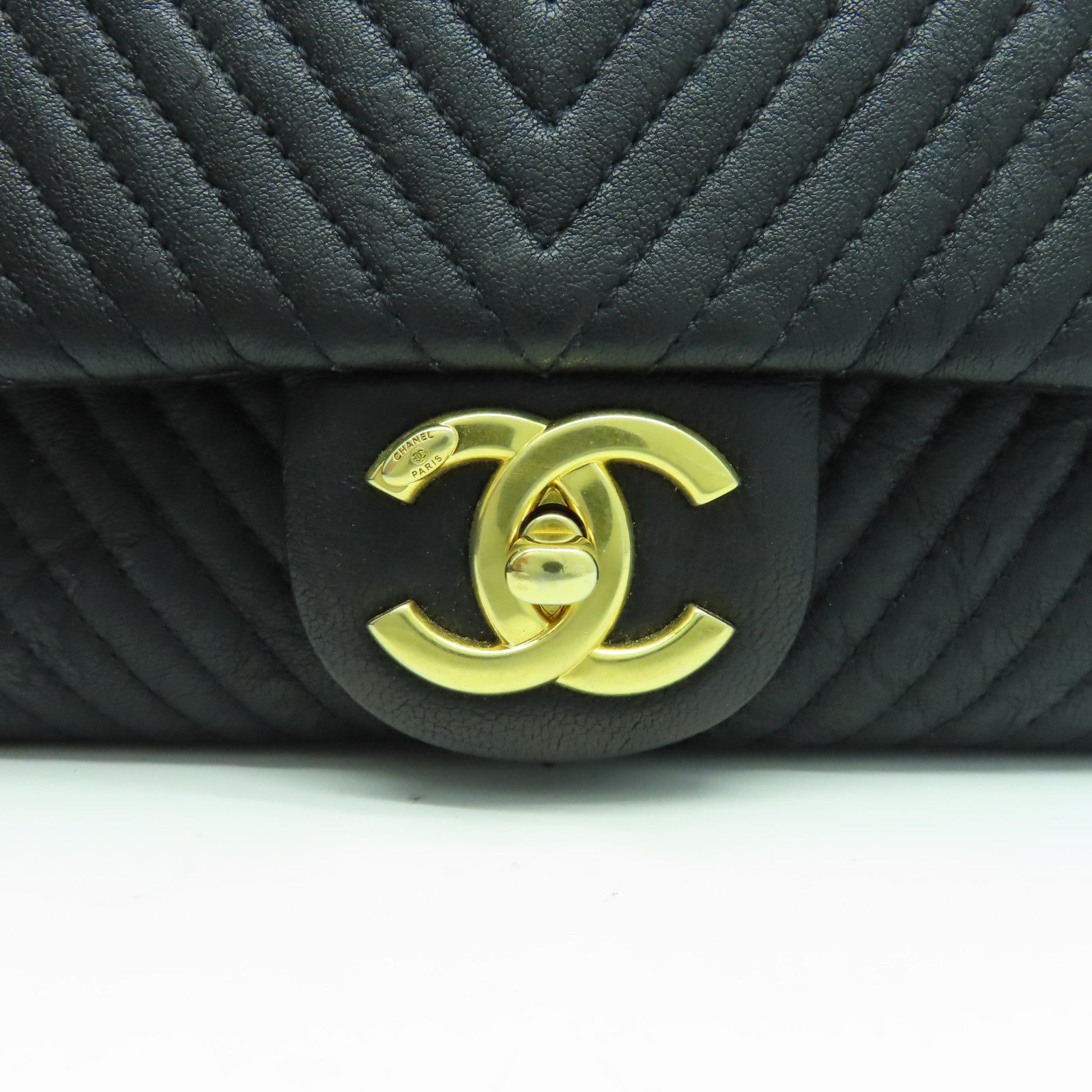 CHANEL 斜紋牛皮皮革Chain Shoulder金扣鏈帶肩背袋黑色